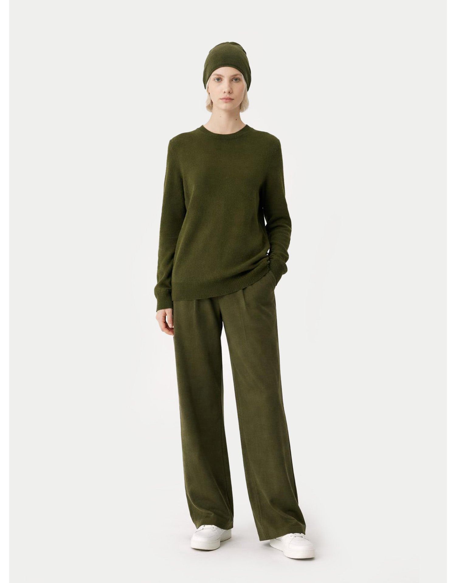 Women's Hat & Sweater