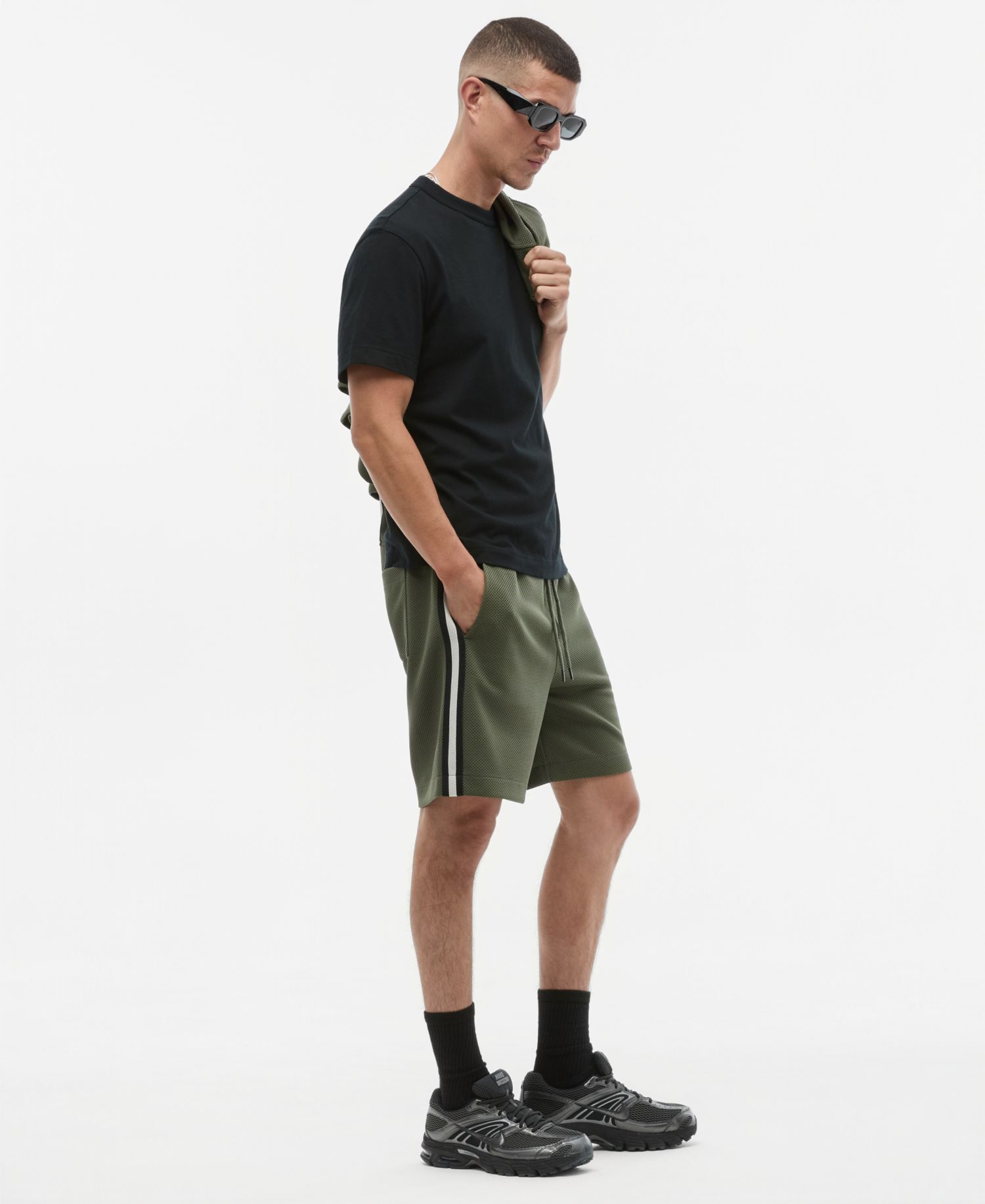 Men's Sport Mesh Striped 7" Drawstring Shorts