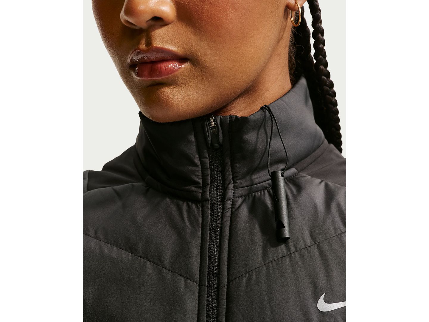 Женский жилет Nike Swift Therma-FIT Running, цвет: Чёрный / Светоотражающий — фото 4