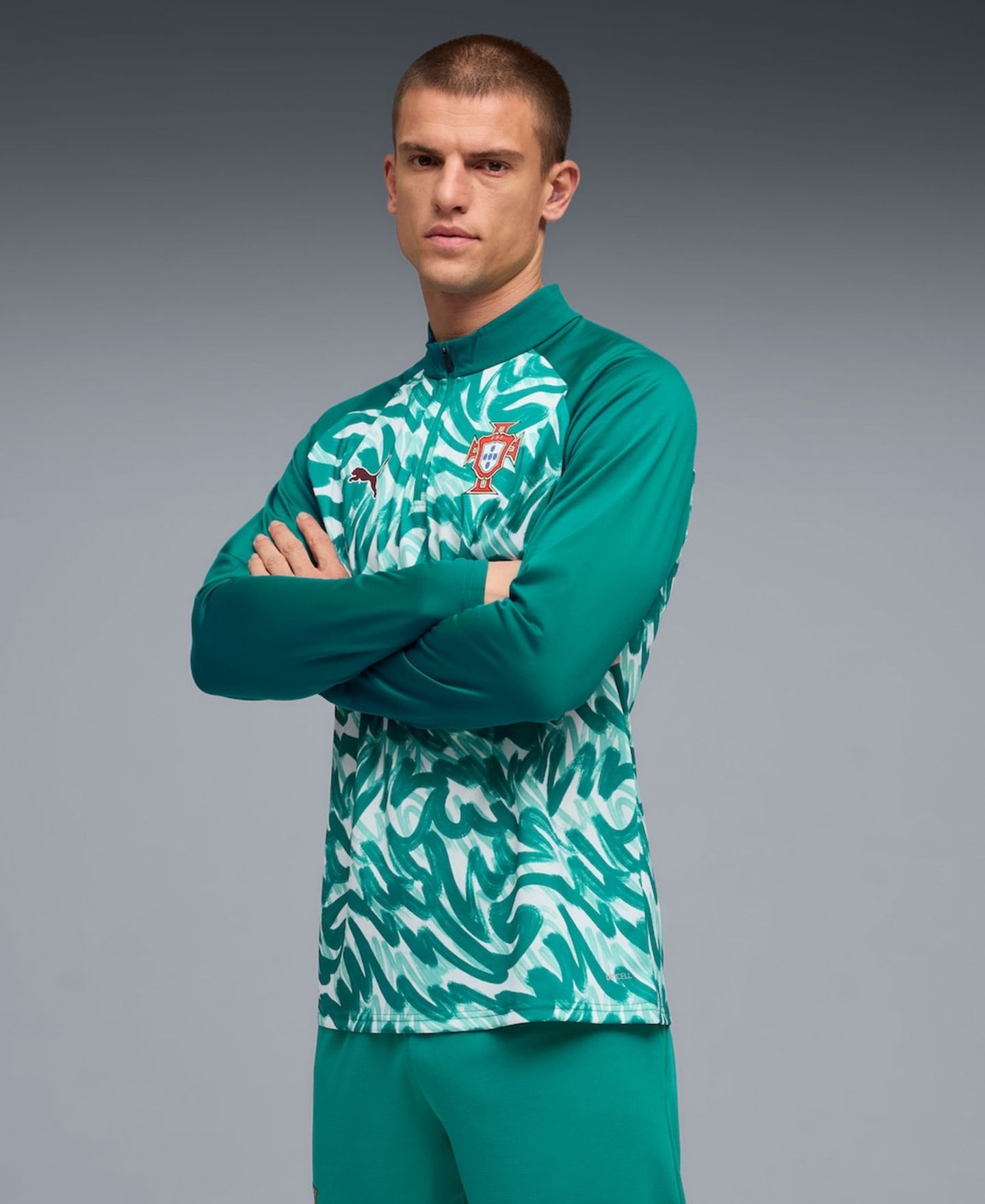 Мужская толстовка PUMA Green Portugal National Team Pre-Match Quarter-Zip — фото 3
