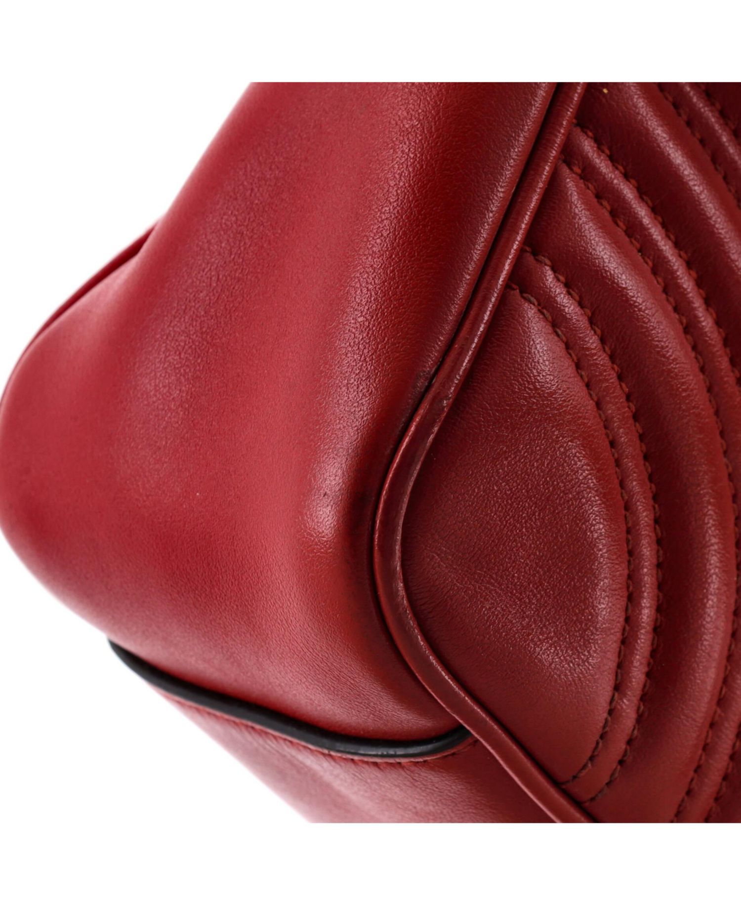 Medium GG Marmont Flap Bag Matelasse Leather