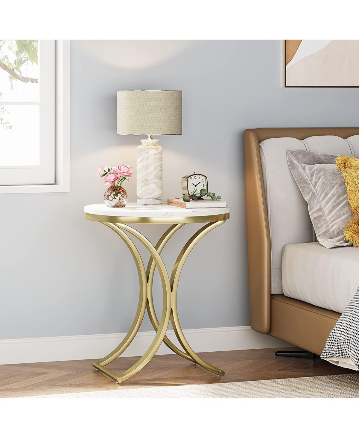 Slickblue Modern Round Accent Table with Metal Frame and Compact Size
