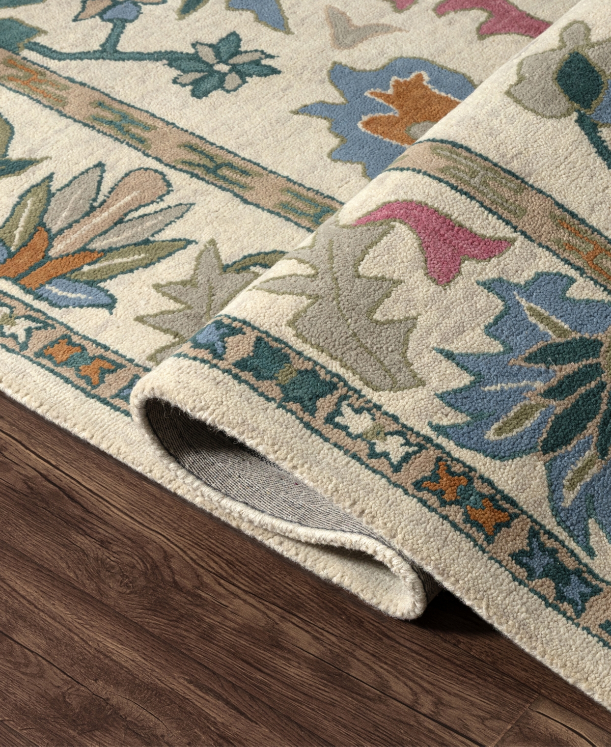 Lr Home Millie Eli-945 7'9"x9'9" Area Rug