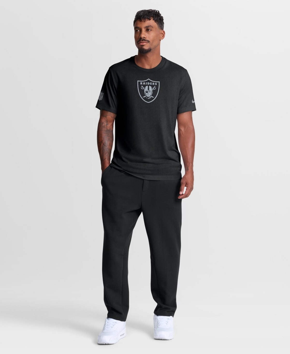 Nike Men's Black Las Vegas Raiders Sideline Lead The Charge Legend Dri-fit T-Shirt