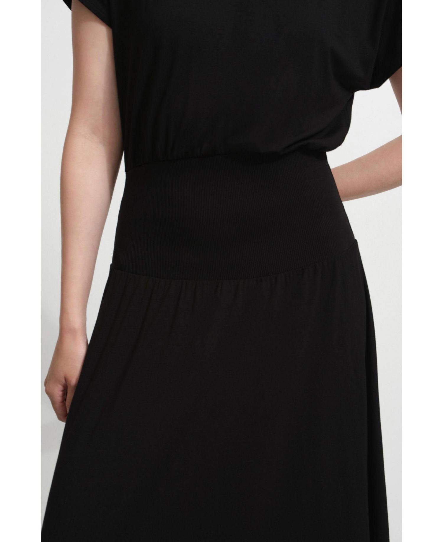 Women's Suvi Scoop-Neck Short-Sleeve Jersey Midi Dress