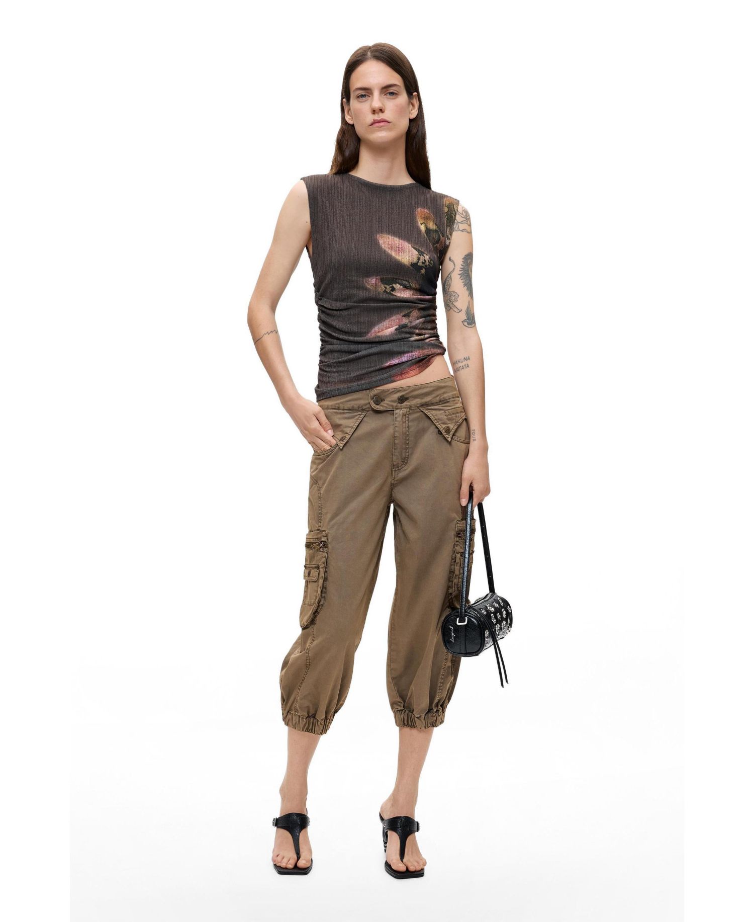 Women's Sleeveless Knit T-shirt