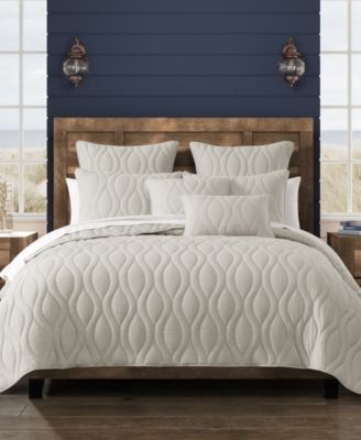 Cove Geometric Quilt Sets