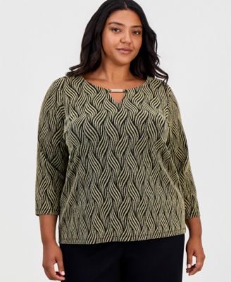 Plus Size Printed 3/4-Sleeve Keyhole Metallic Top