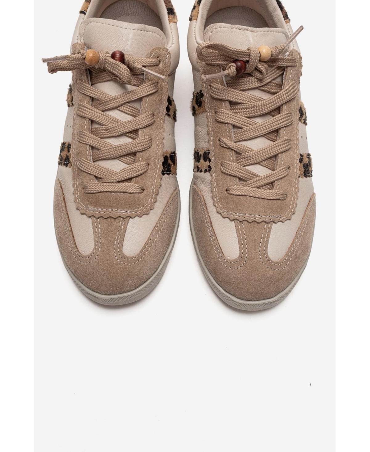 Forever & Always Shoes Women's Ardix Leather Sneaker