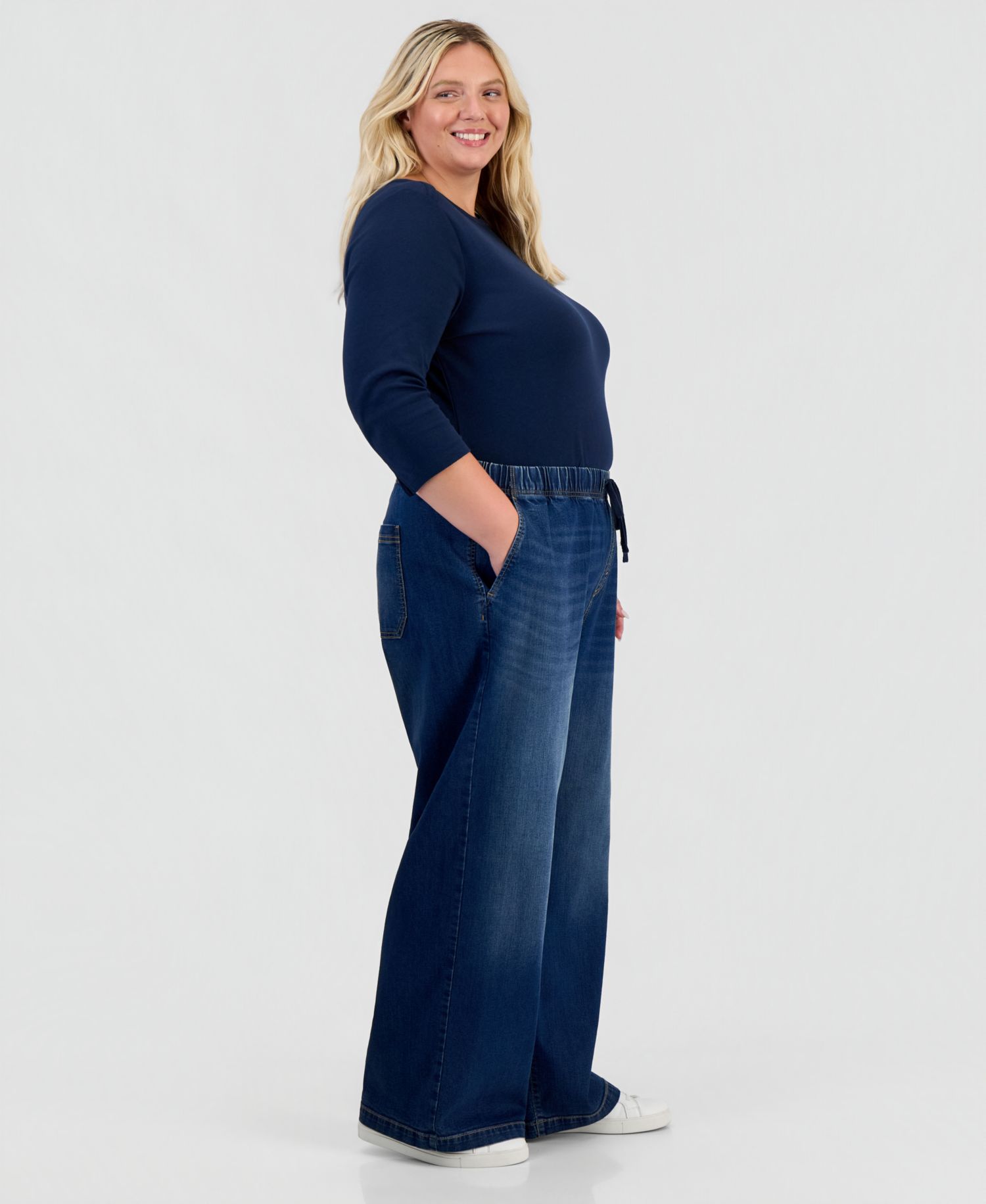 Plus Size High-Rise Pull-On Wide-Leg Jeans