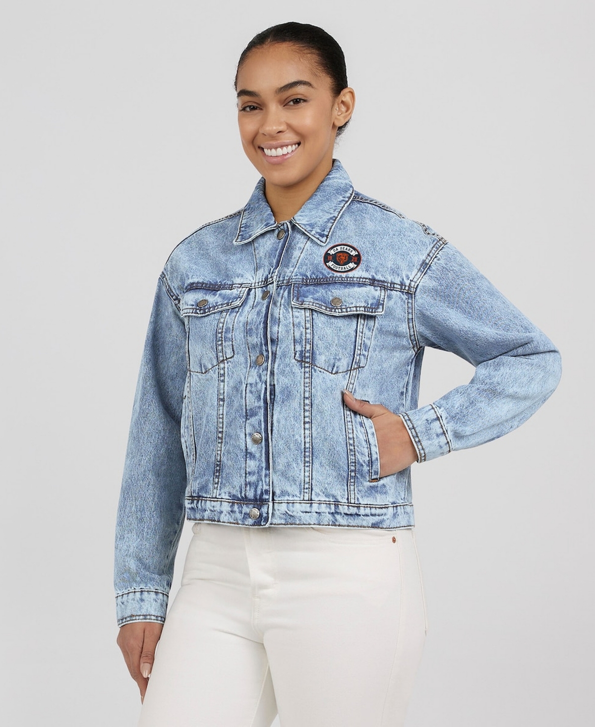 Wear by Erin Andrews Women's Chicago Bears Full-Snap Denim Jacket