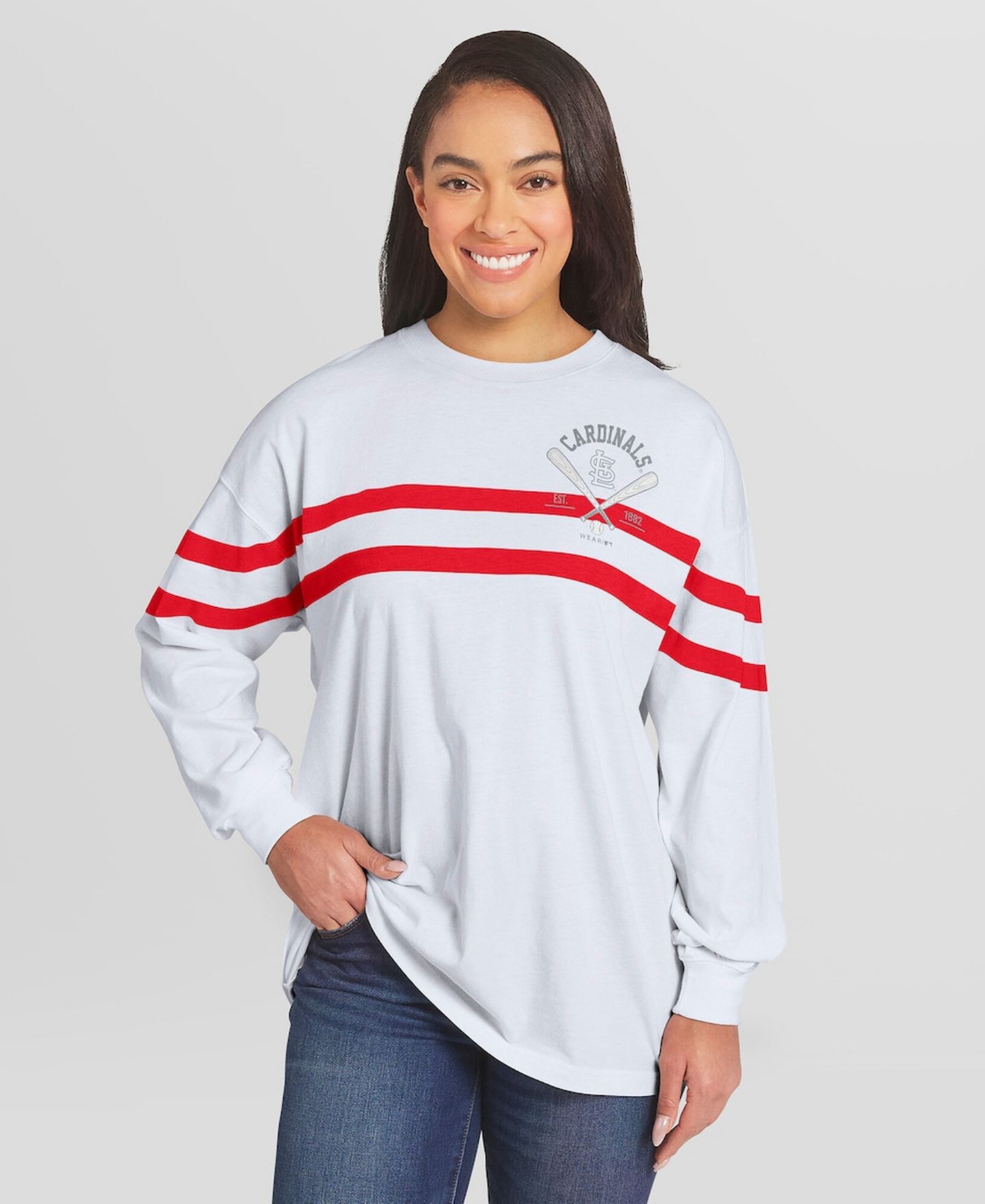 Женская футболка WEAR by Erin Andrews White St. Louis Cardinals Oversized Long Sleeve Striped — фото 1