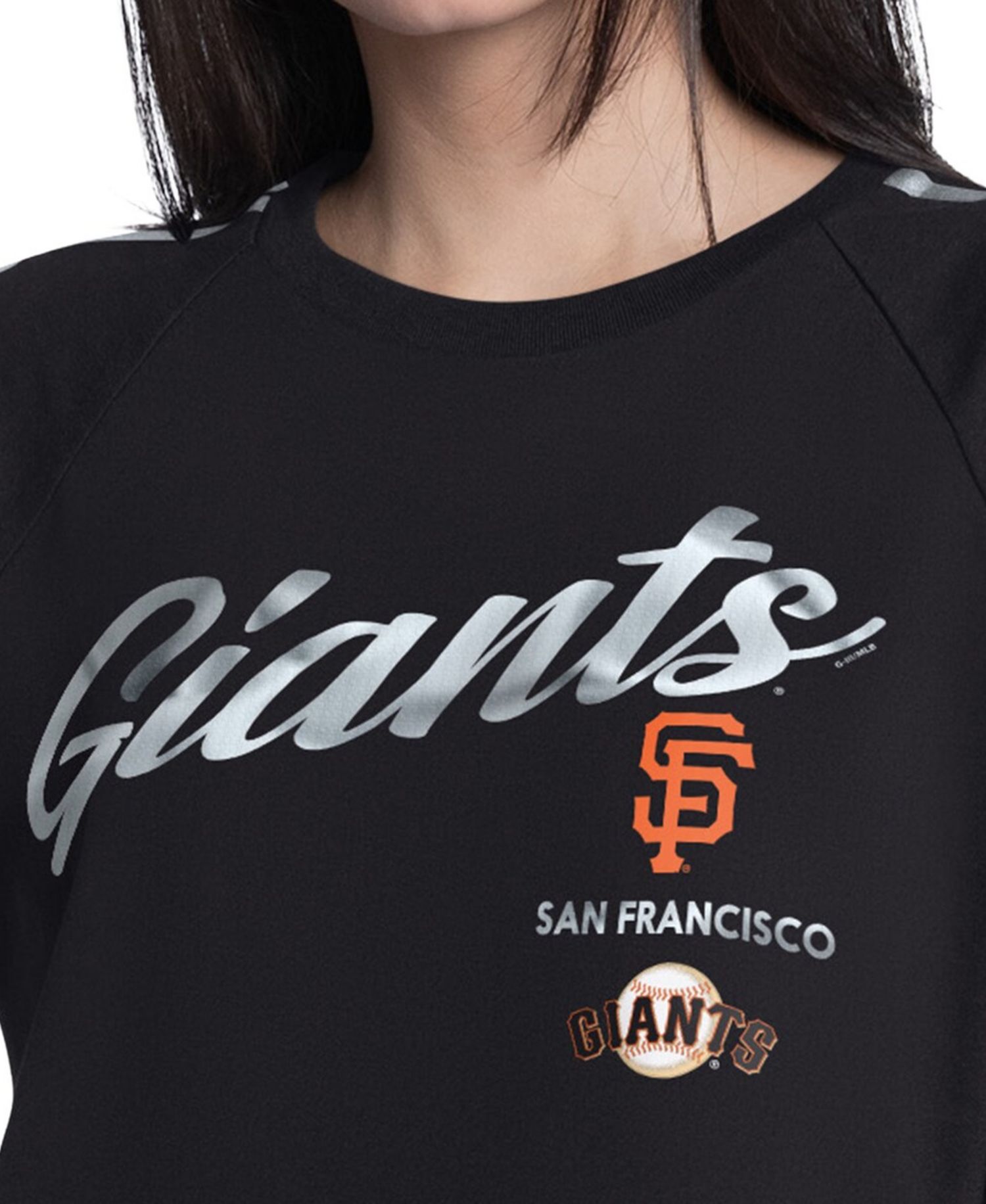 Women's Black San Francisco Giants Classic Play Cropped Raglan T-Shirt