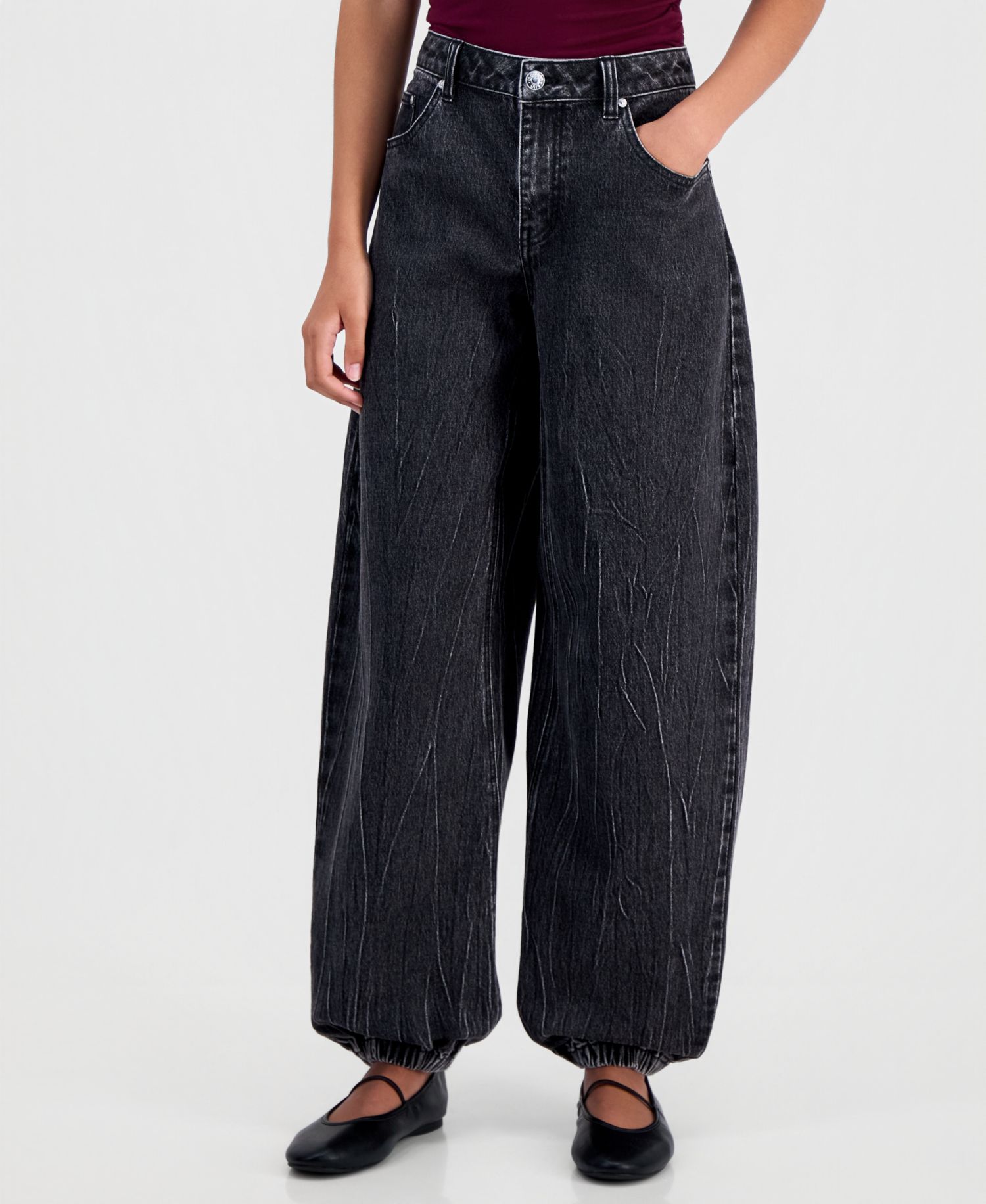 Juniors' Balloon-Leg Jogger Jeans