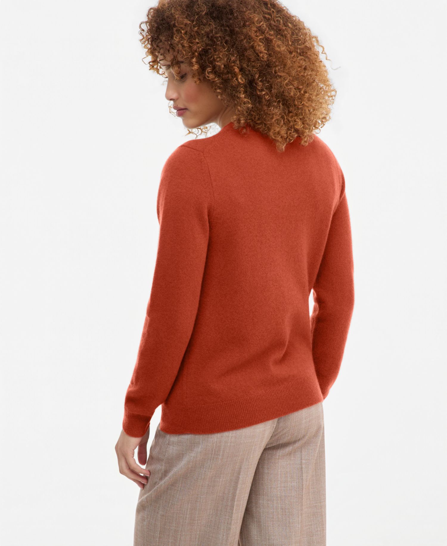 100% Cashmere Women's Petite Long-Sleeve Crewneck Sweater