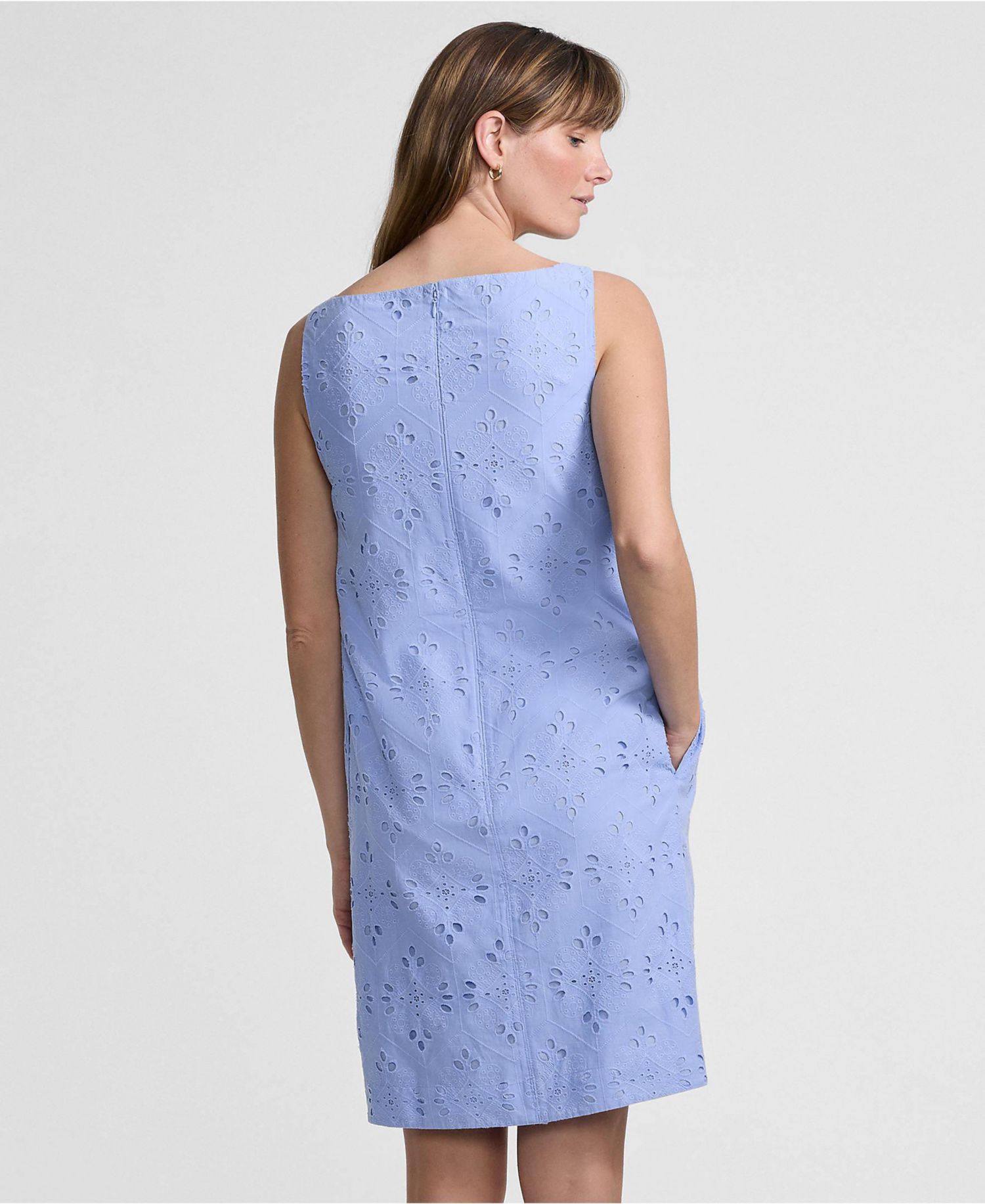 Women's Sleeveless Eyelet Shift Above the Knee Dress