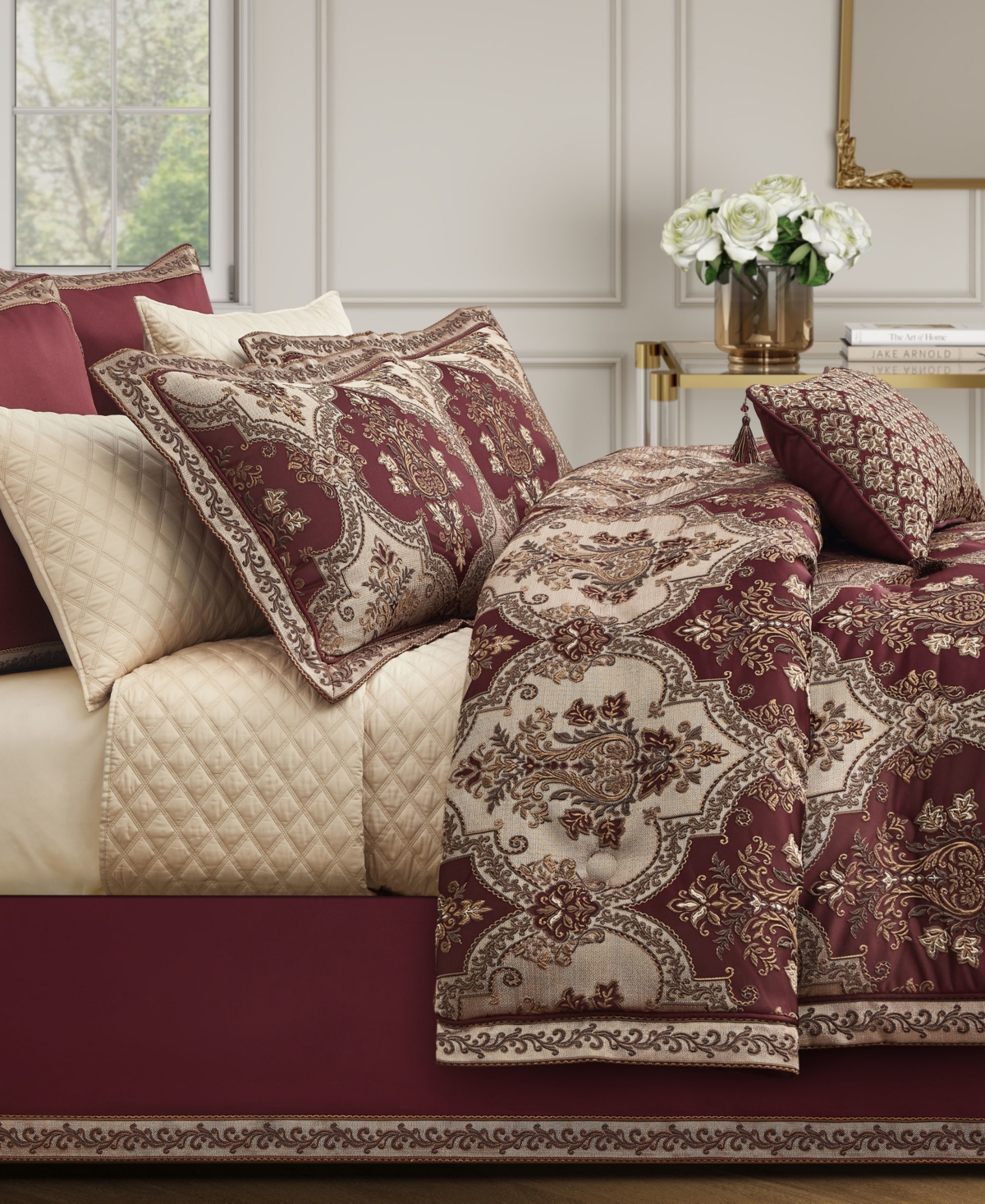 J Queen New York Phyllis Woven Damask 4-Piece Comforter Set, California King
