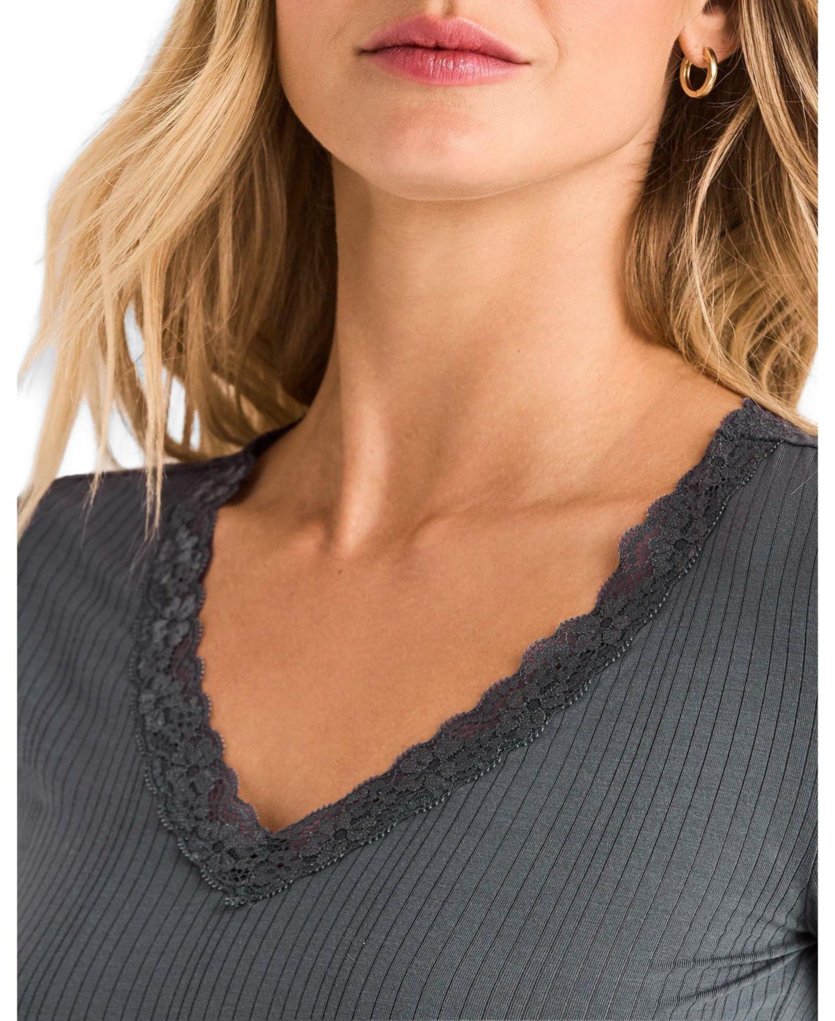 Adore Me Women's Roxie T-shirt and Hot Short Pj Set