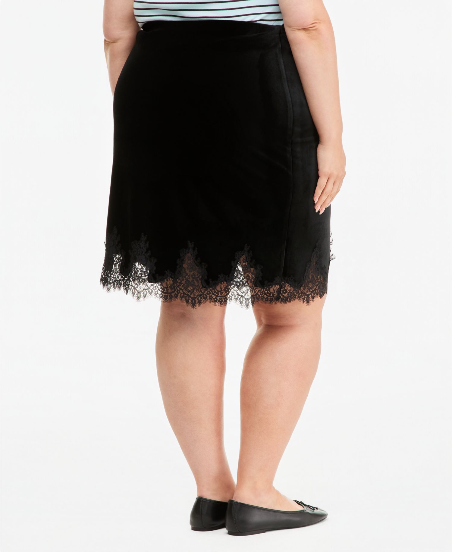 Trendy Plus Size Velvet Lace-Hem Skirt