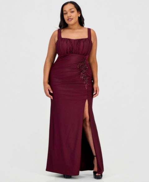 Женское платье City Studios Trendy Plus Size Ruched Satin Appliqué Gown, цвет: Тёмно-бордовый