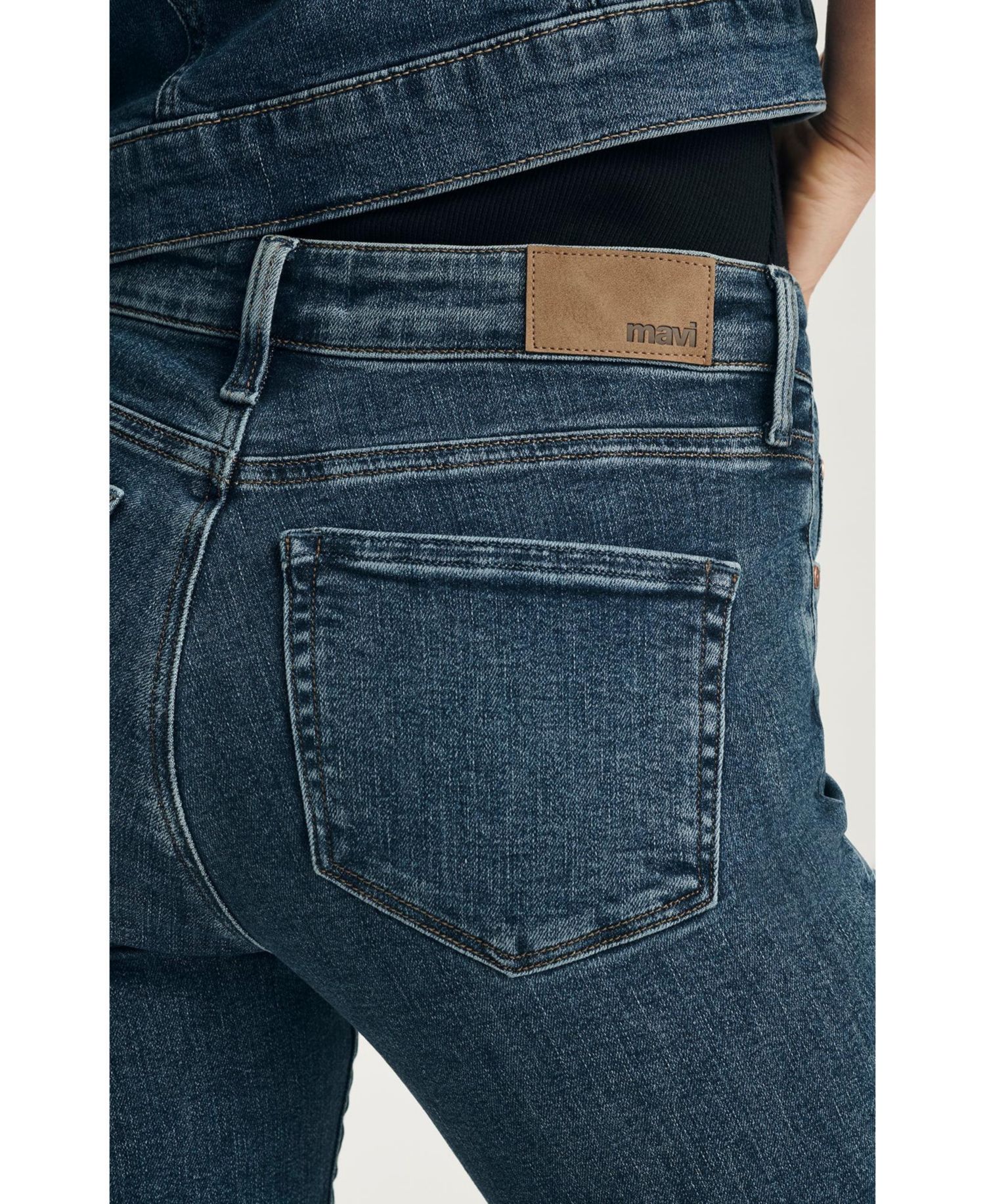 Women's Molly Mid Rise Bootcut Bootcut In Dark Brushed Flex Blue