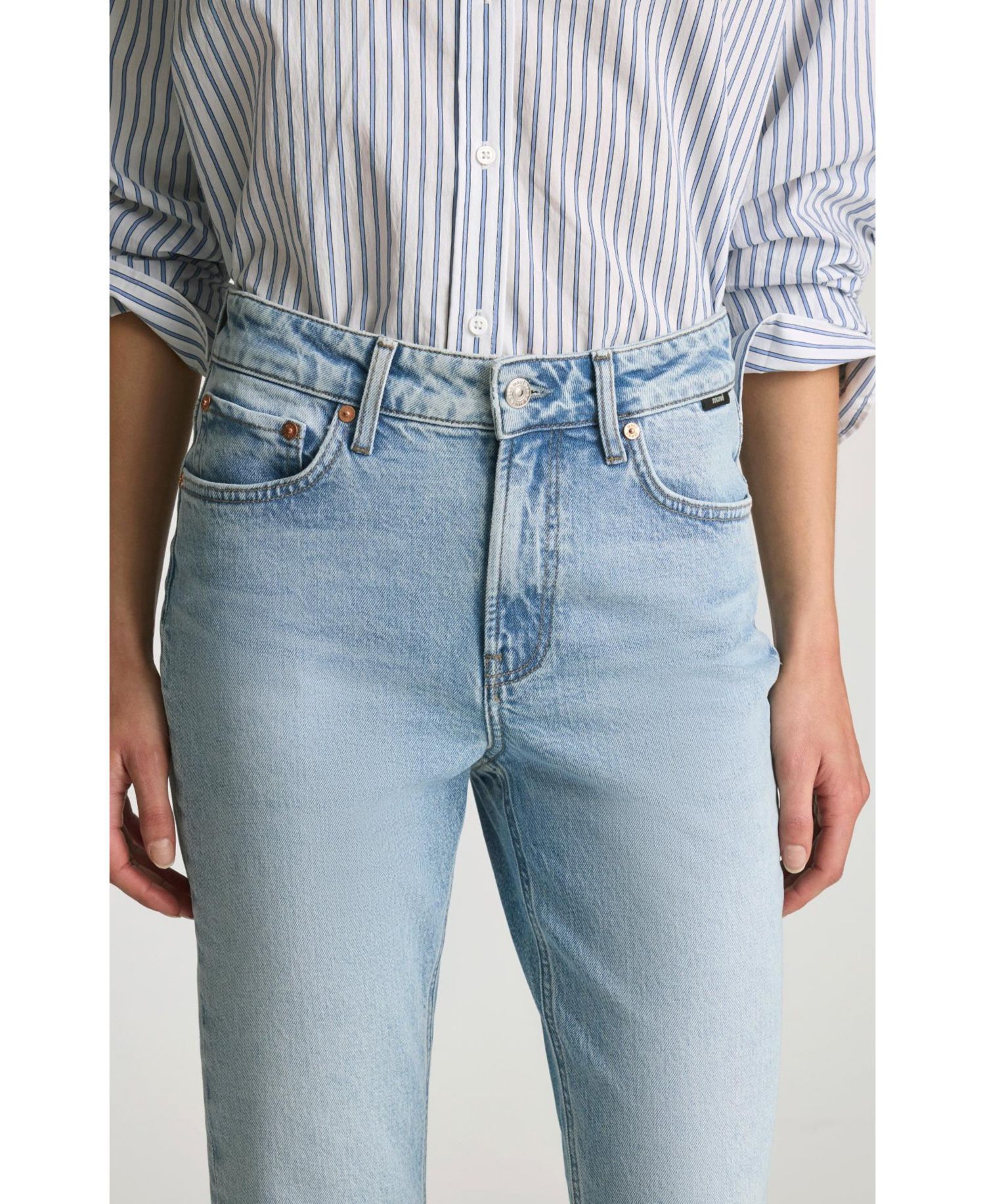 Women's New York High Rise Straight Leg In Lt Brushed Classic Blue