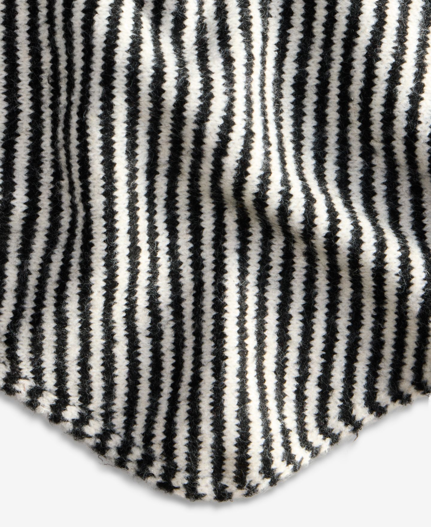 Женский шарф I.N.C. International Concepts Striped Triangle, цвет: Чёрный белый — фото 2