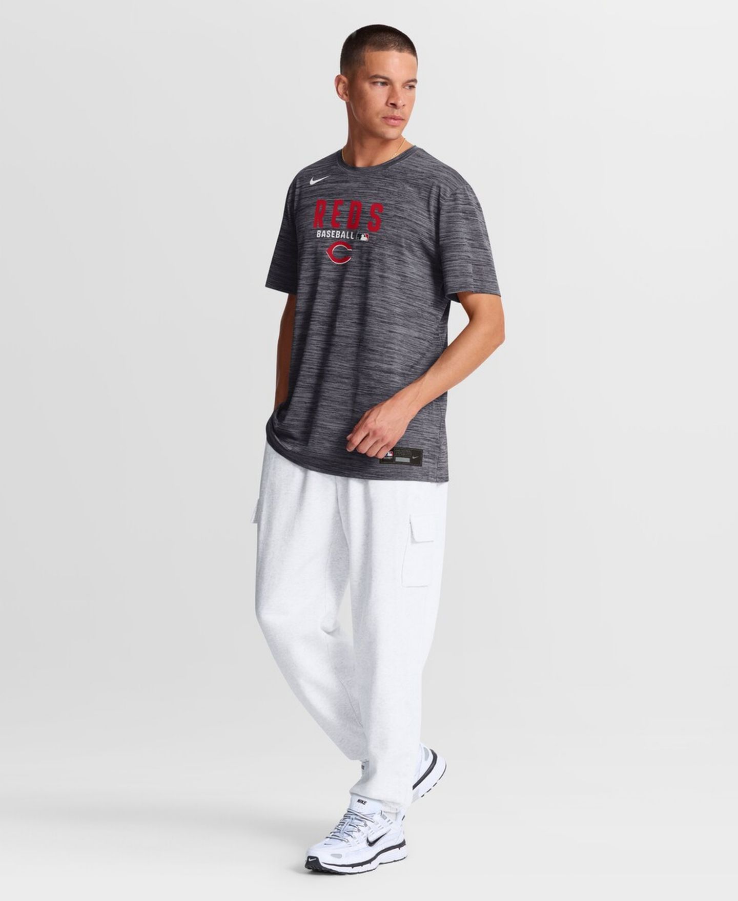 Мужская футболка Nike Black Cincinnati Reds Authentic Collection Velocity Dri-FIT — фото 4