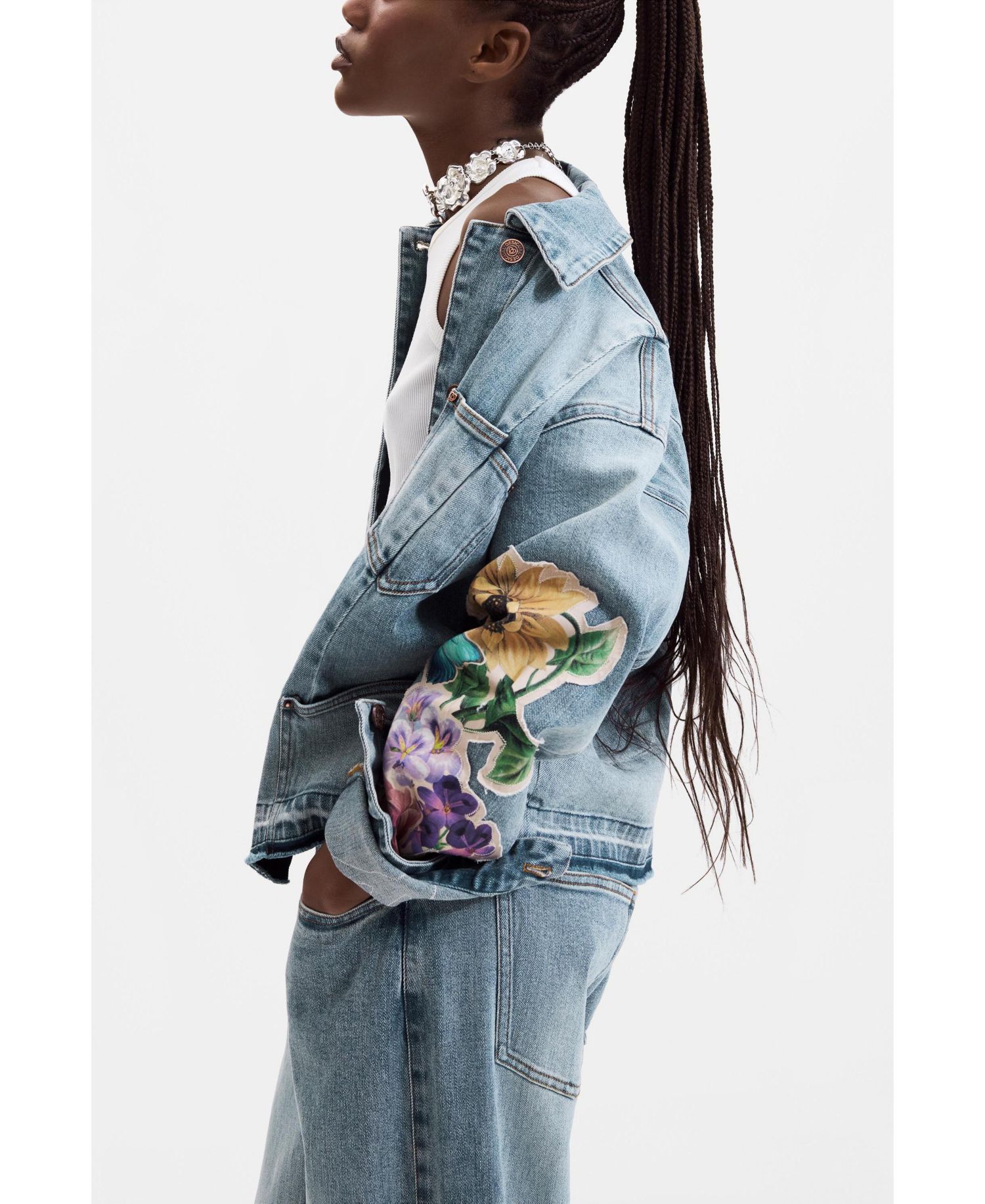 Women's Embroidered denim jacket