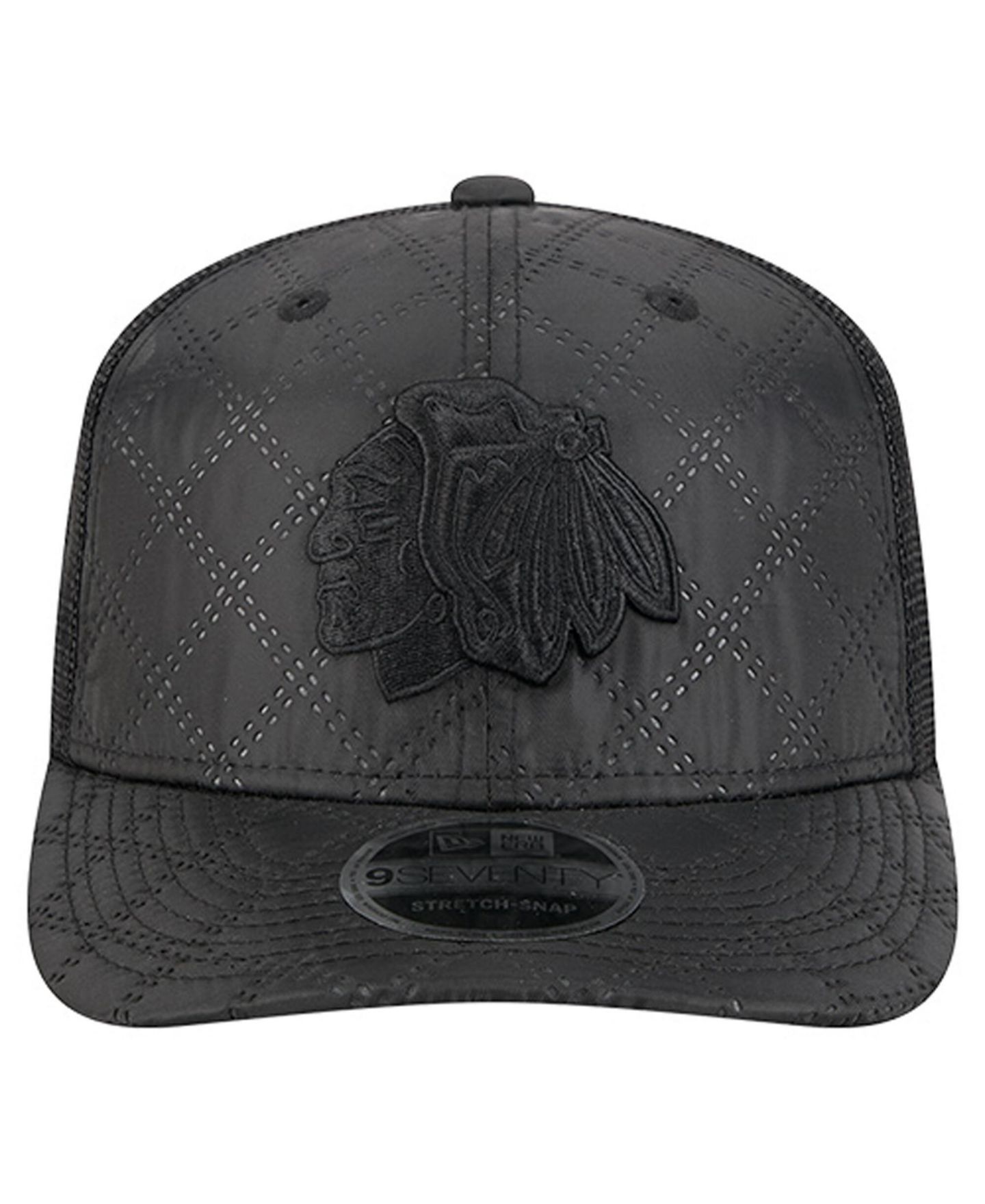 Мужская кепка New Era Black Chicago Blackhawks Quilted 9SEVENTY Adjustable Trucker Hat — фото 5