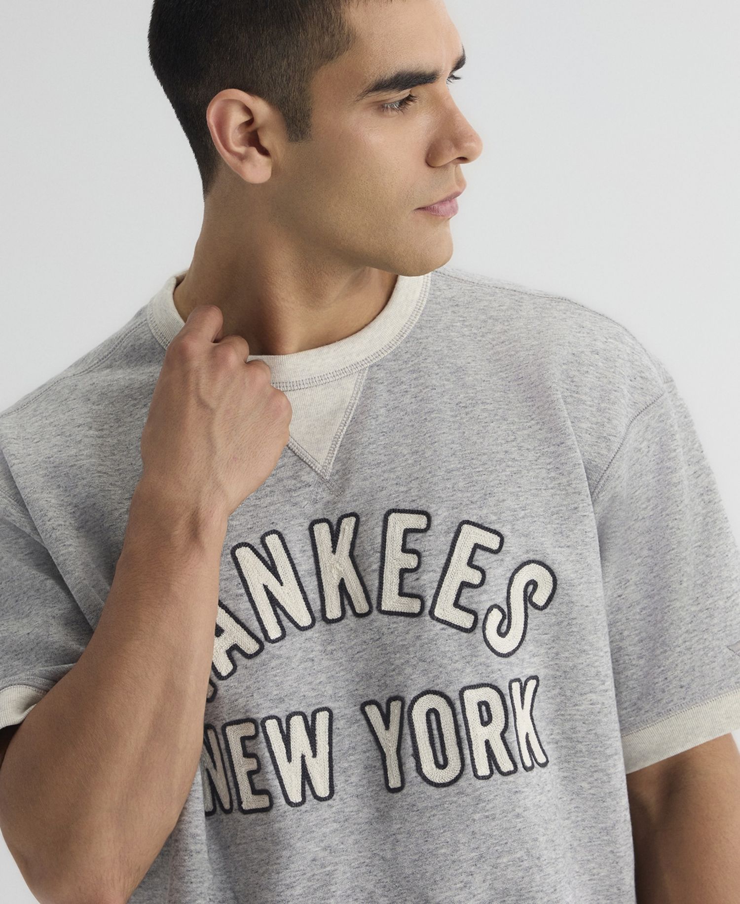 Men's Steel Heather New York Yankees Iconic Terry Short Sleeve Sweatshirt