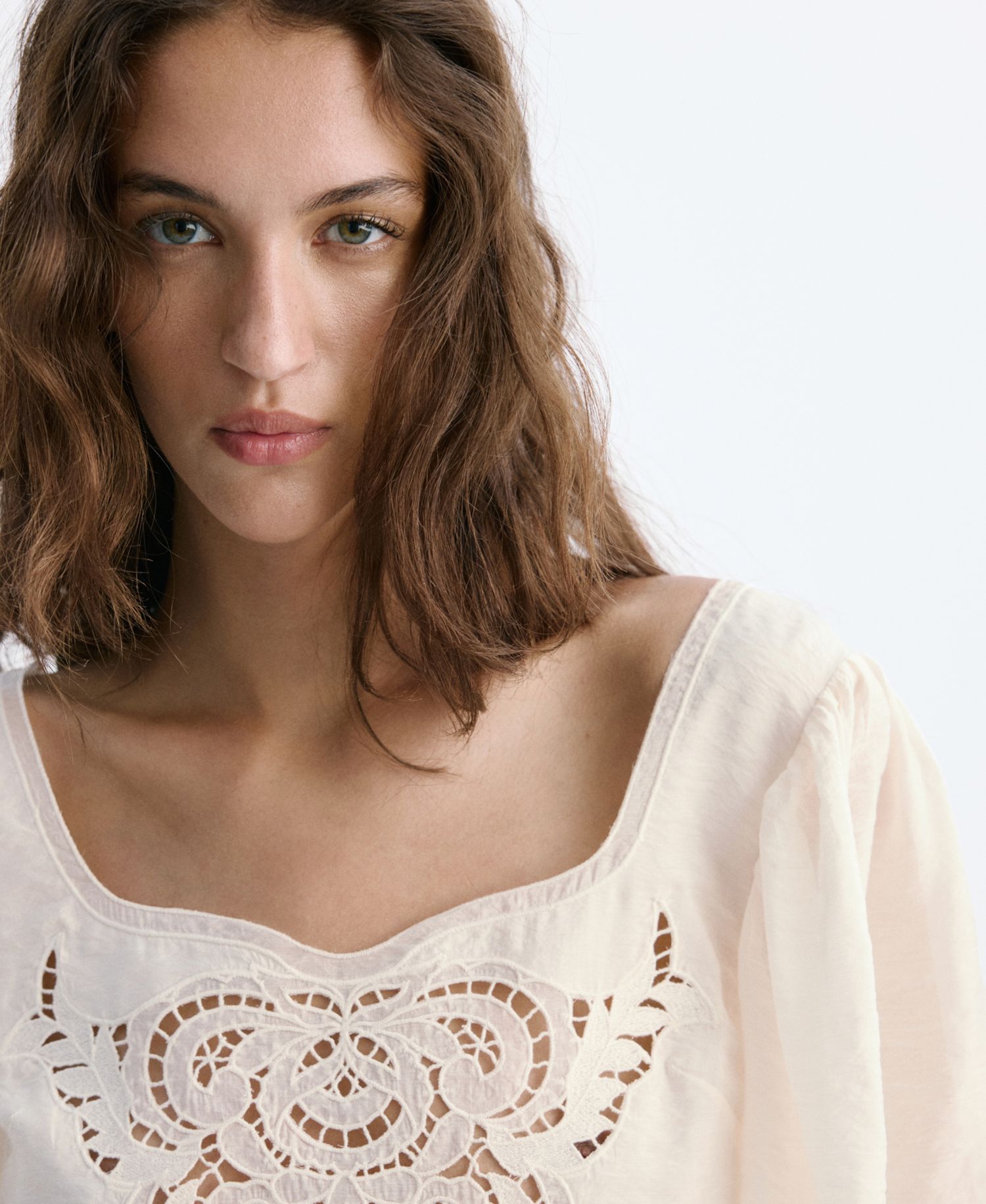 Women's Openwork Embroidery Cropped Blouse