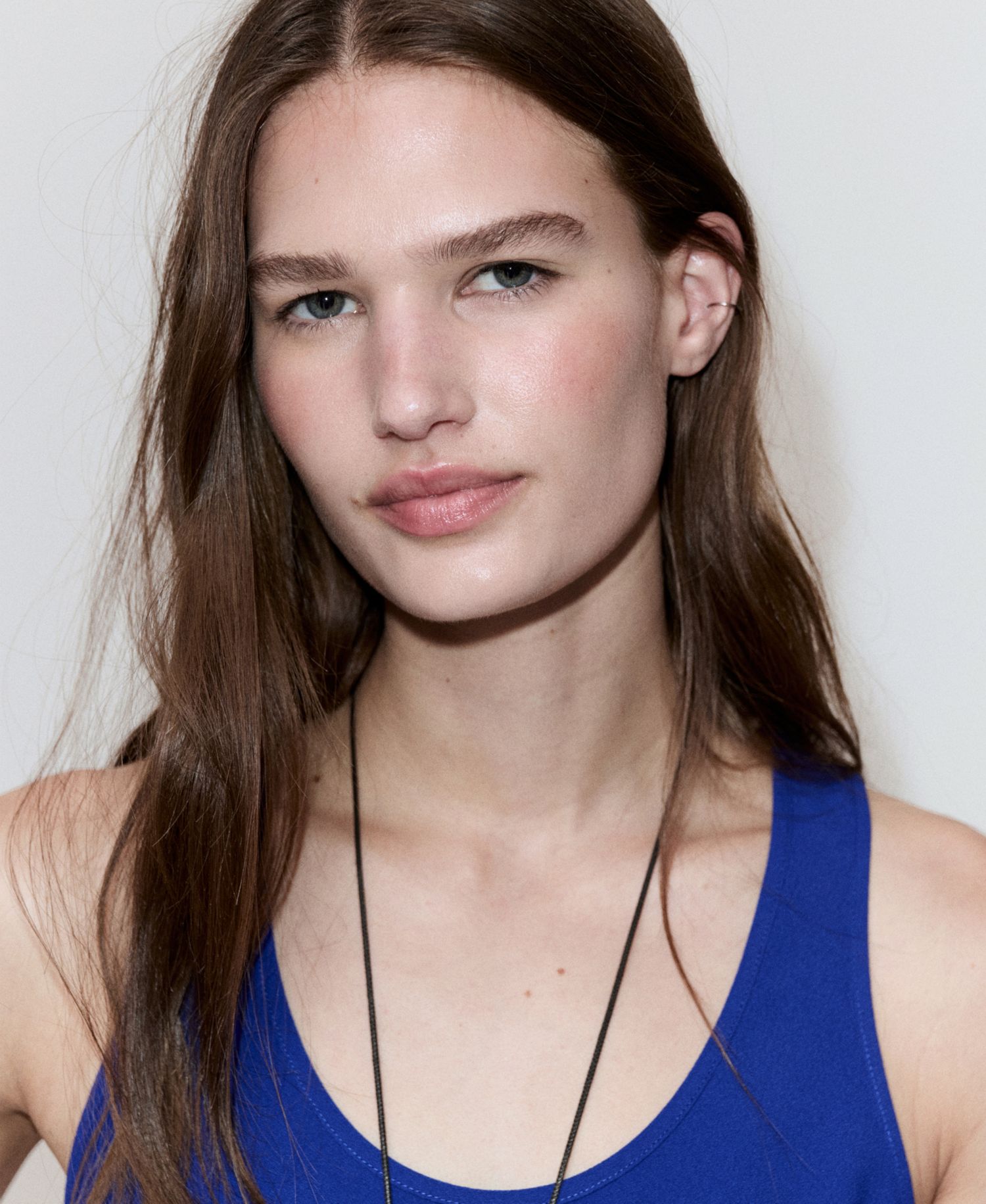 Women's Round Neckline Crop Top