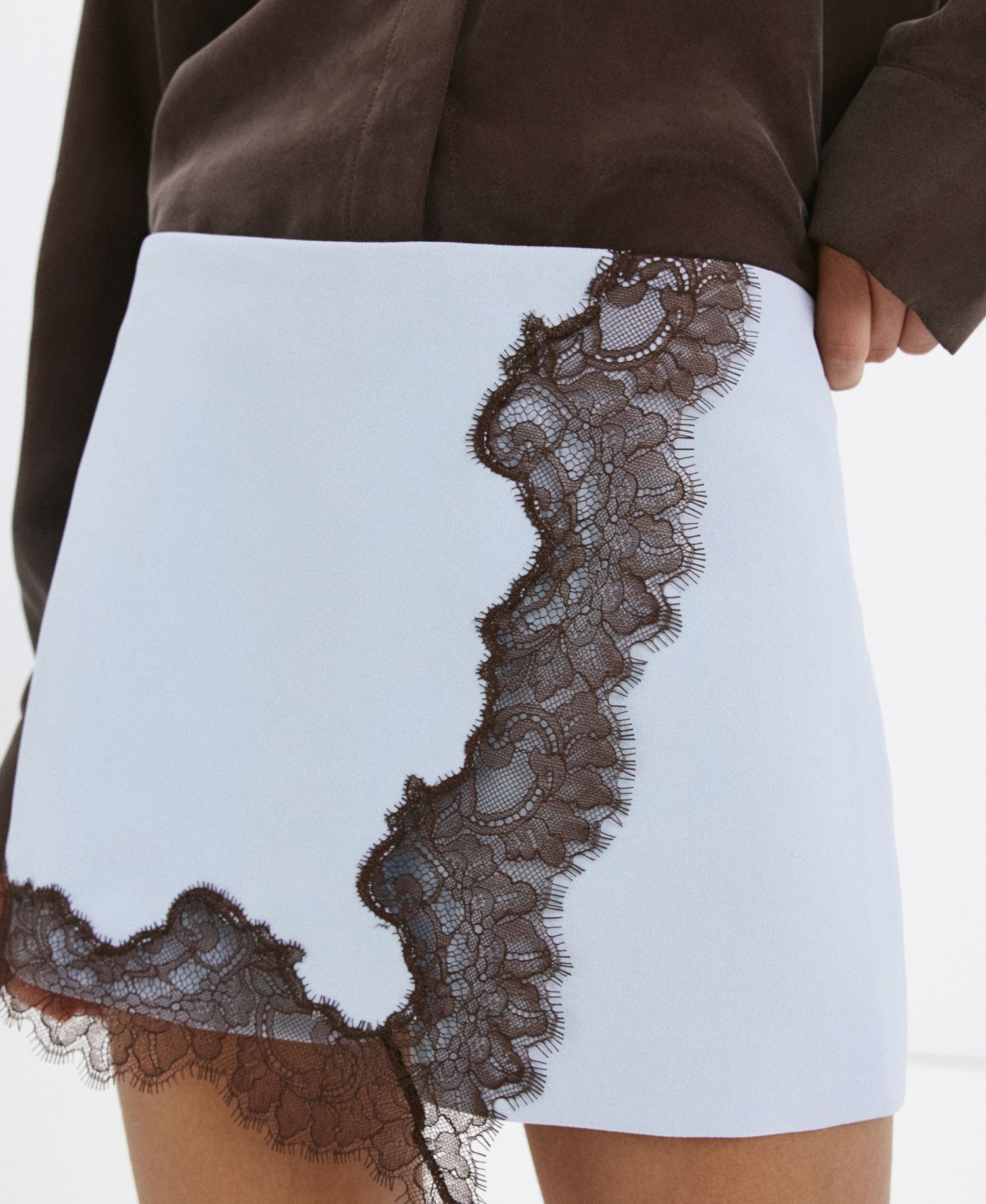 Women's Lace Detail Straight Shorts