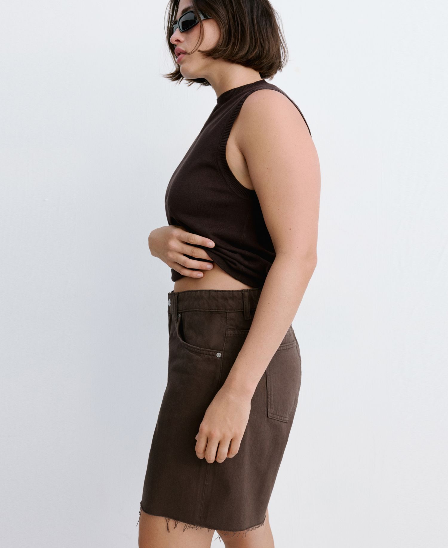 Women's Frayed Hem Straight Bermuda Shorts