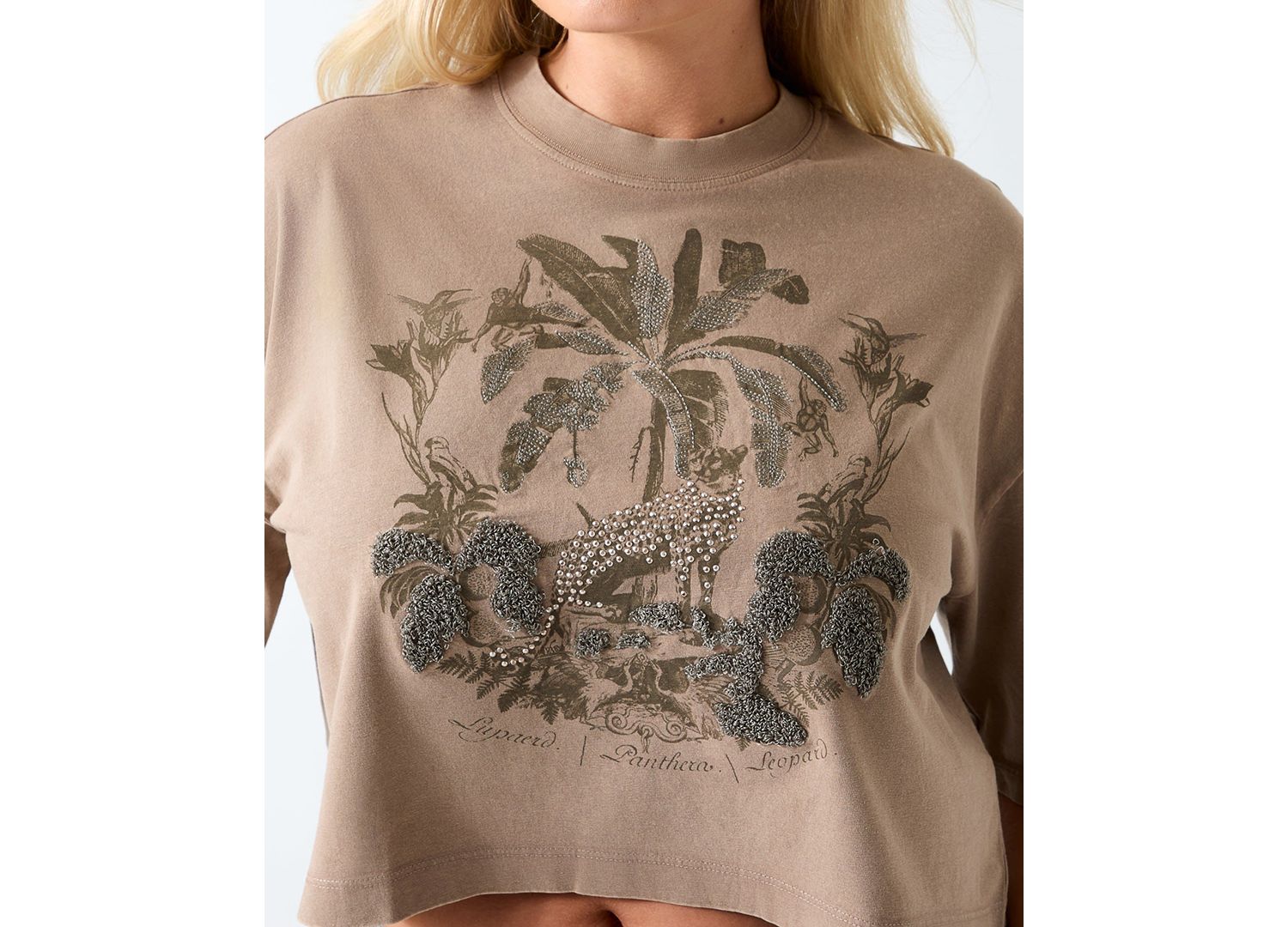 Women's Jungle Resort Cropped Graphic T-Shirt