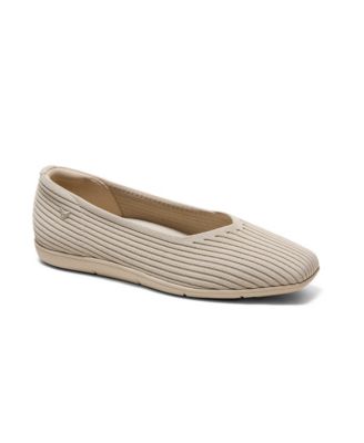 Women's Margot Walker Air Lightweight Square-Toe Flats