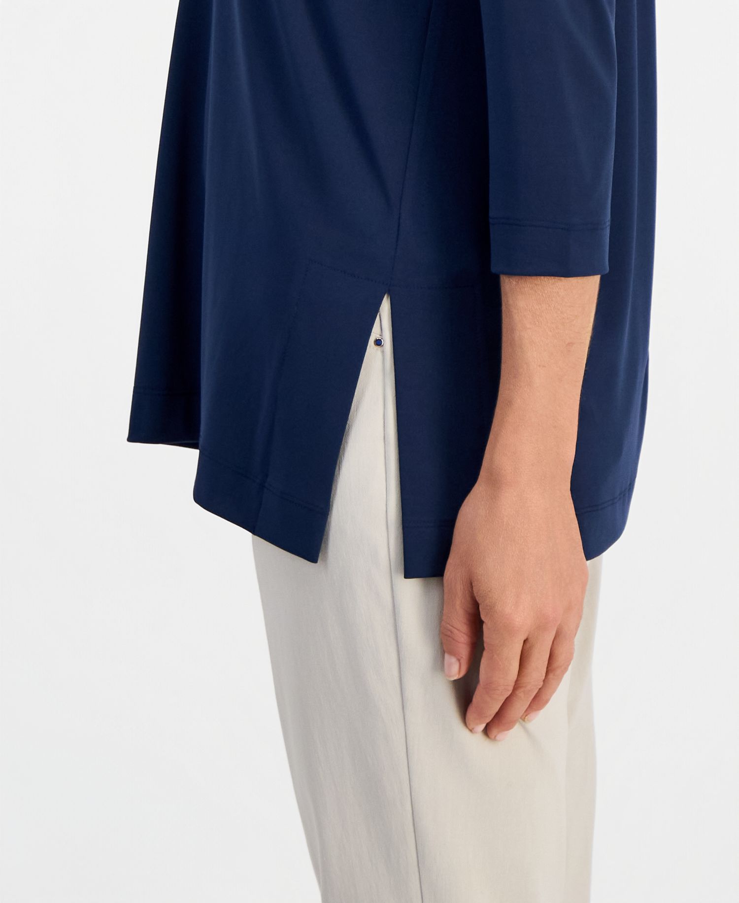 Petite 3/4-Sleeve V-Neck Tunic