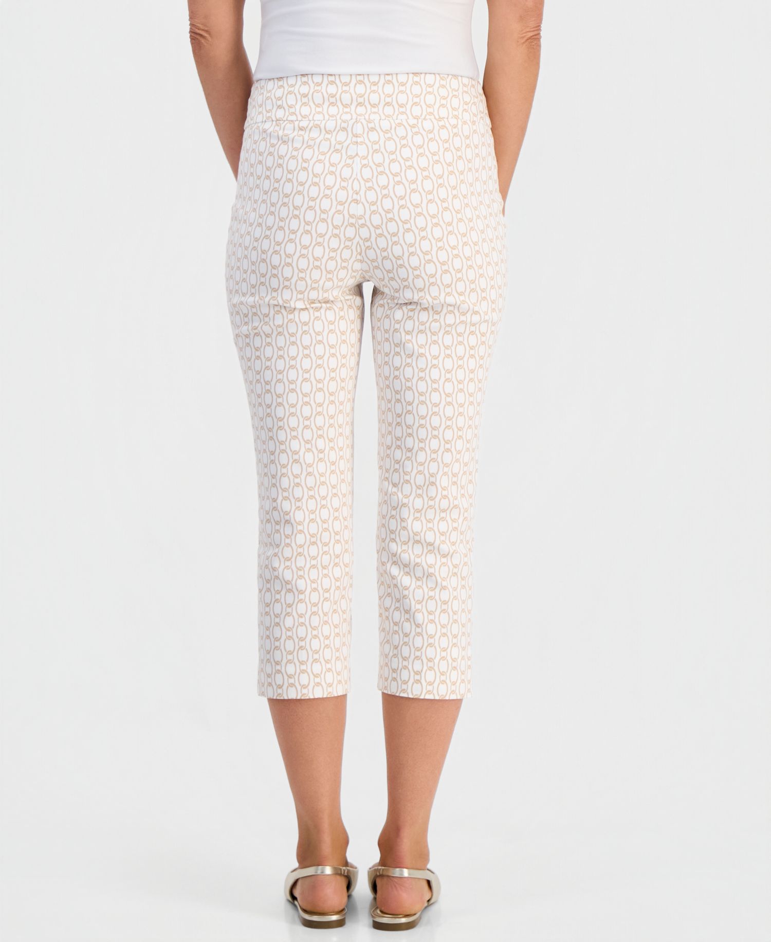 Petite Chain Rivet Capri Pull-On Mid-Rise Geometric Pants