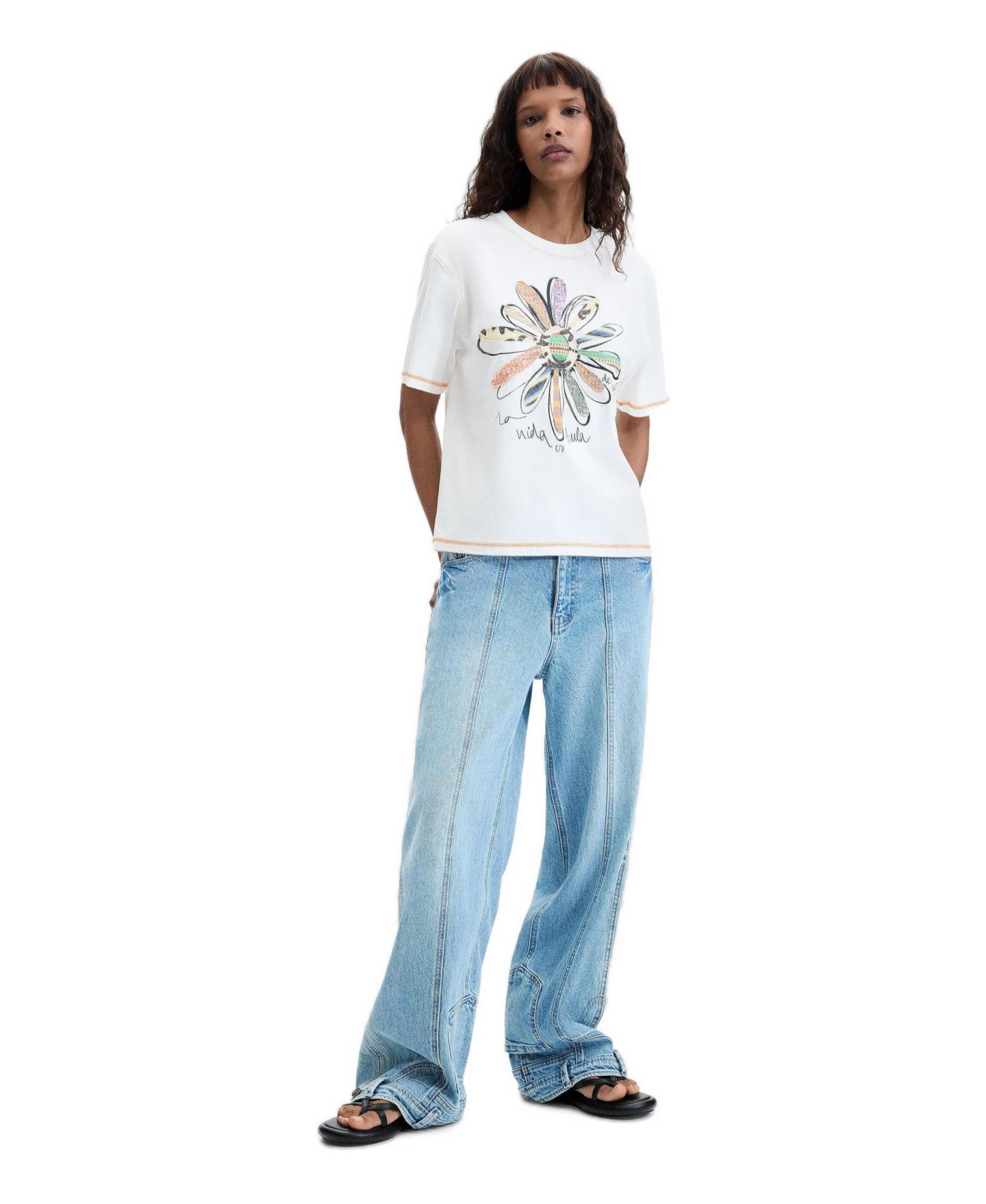Женская футболка Desigual Floral Print T-shirt 100% Cotton, цвет: Белый — фото 2