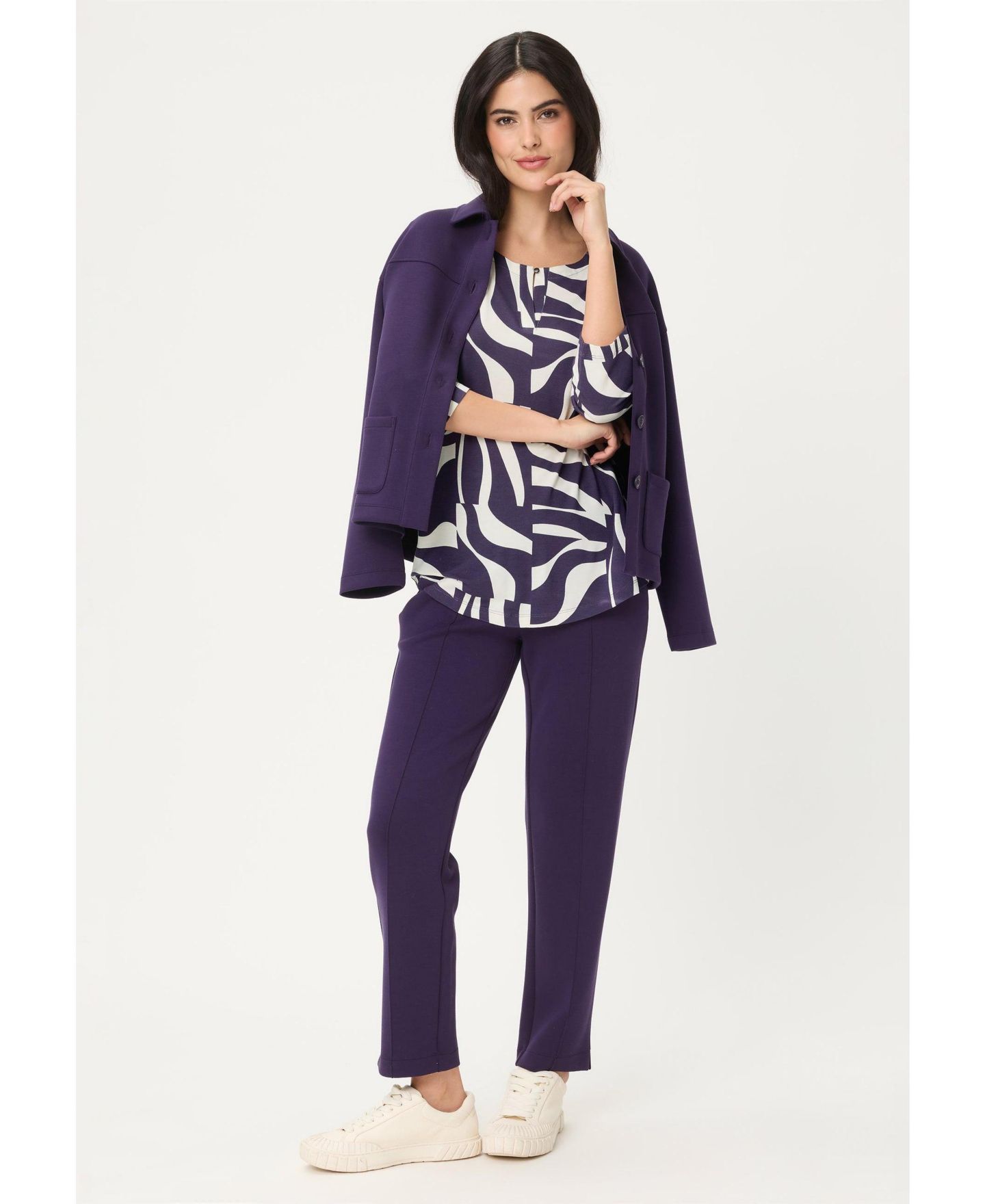Женская футболка Olsen Zebra Splice Print Keyhole, цвет: Сливовый — фото 5