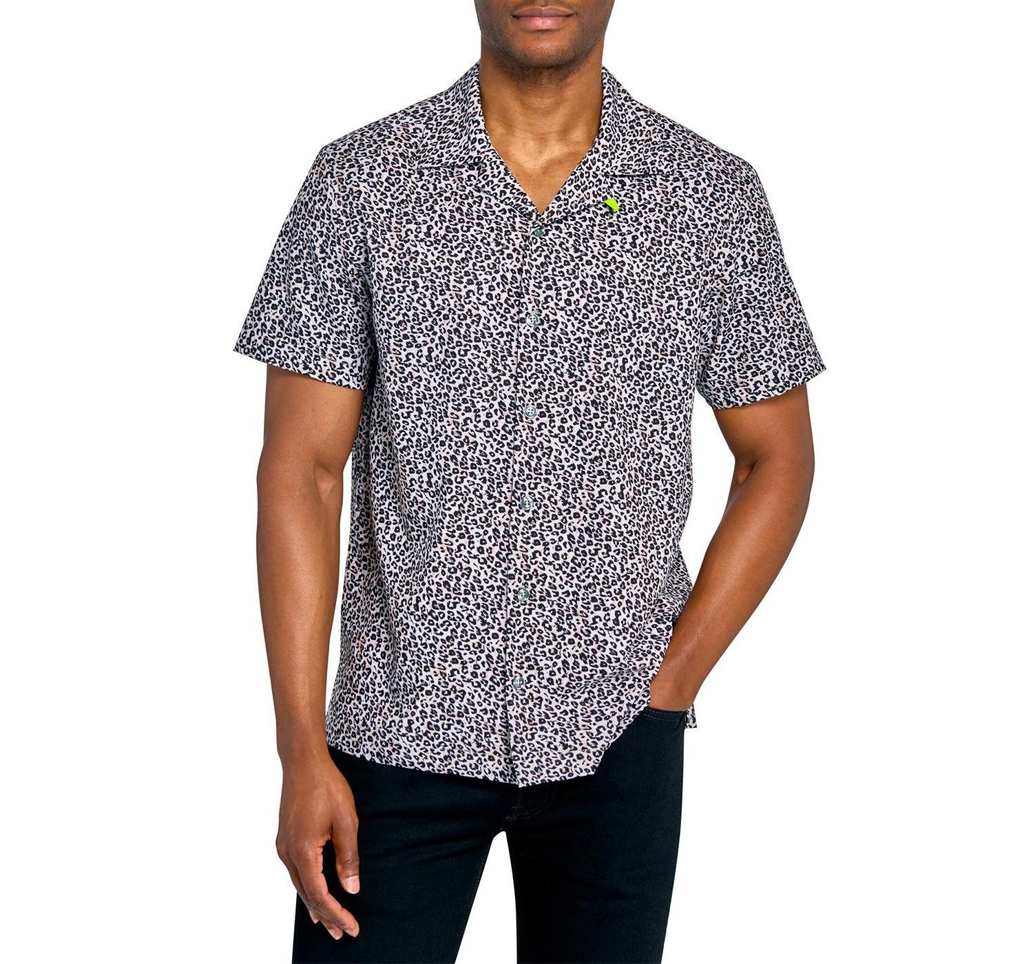 Men's Regular Fit Performance Stretch Short Sleeve Camp Shirt