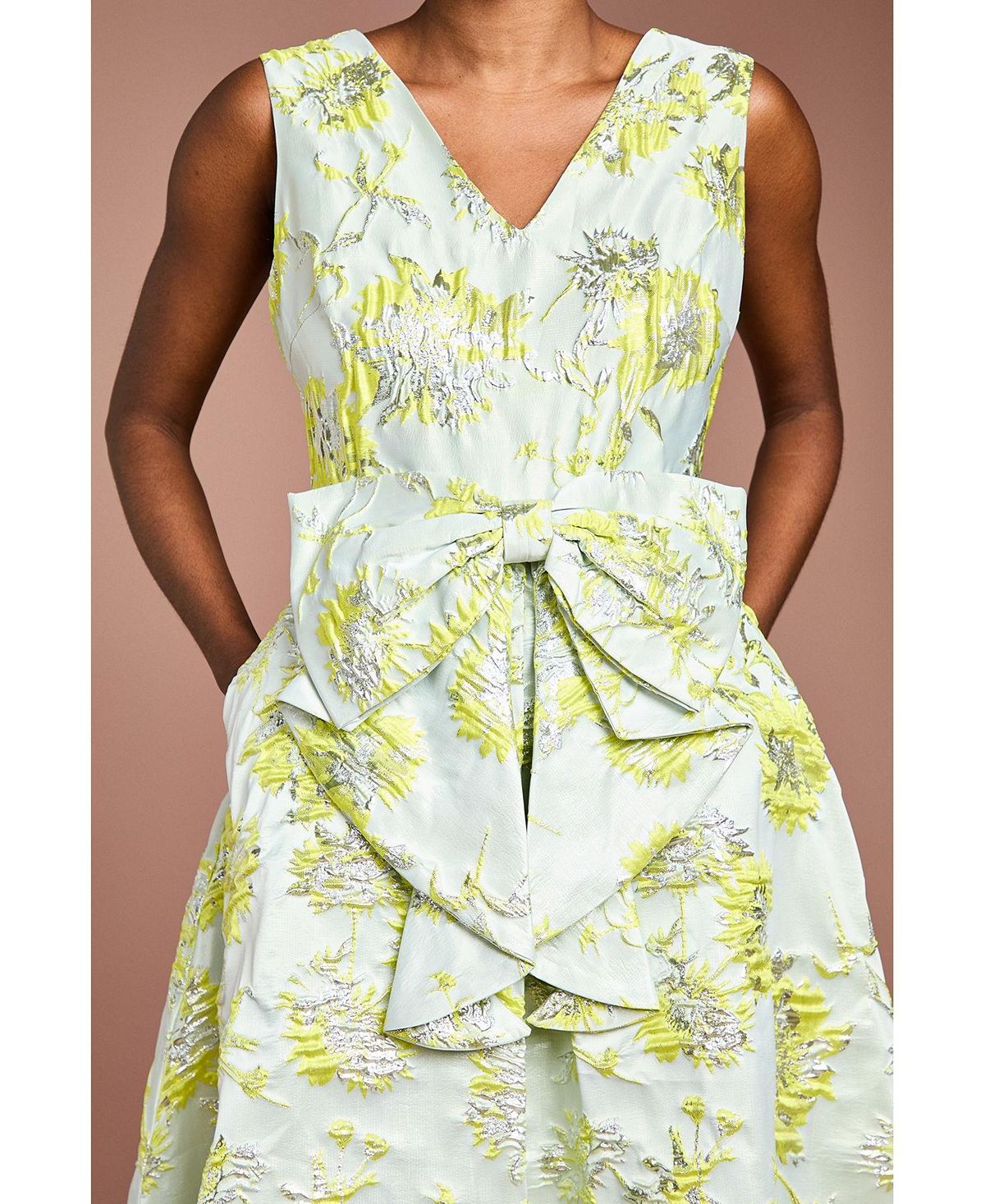 Coast Women's V-Neck Bow Jacquard Midi Dress view 4 — MAYCSS fashion products