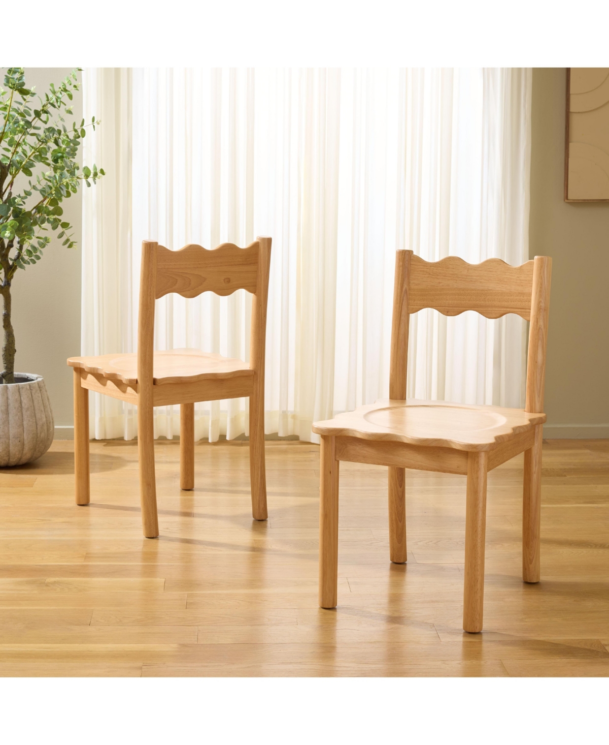 Safavieh Nolly Scallop Dining Chairs