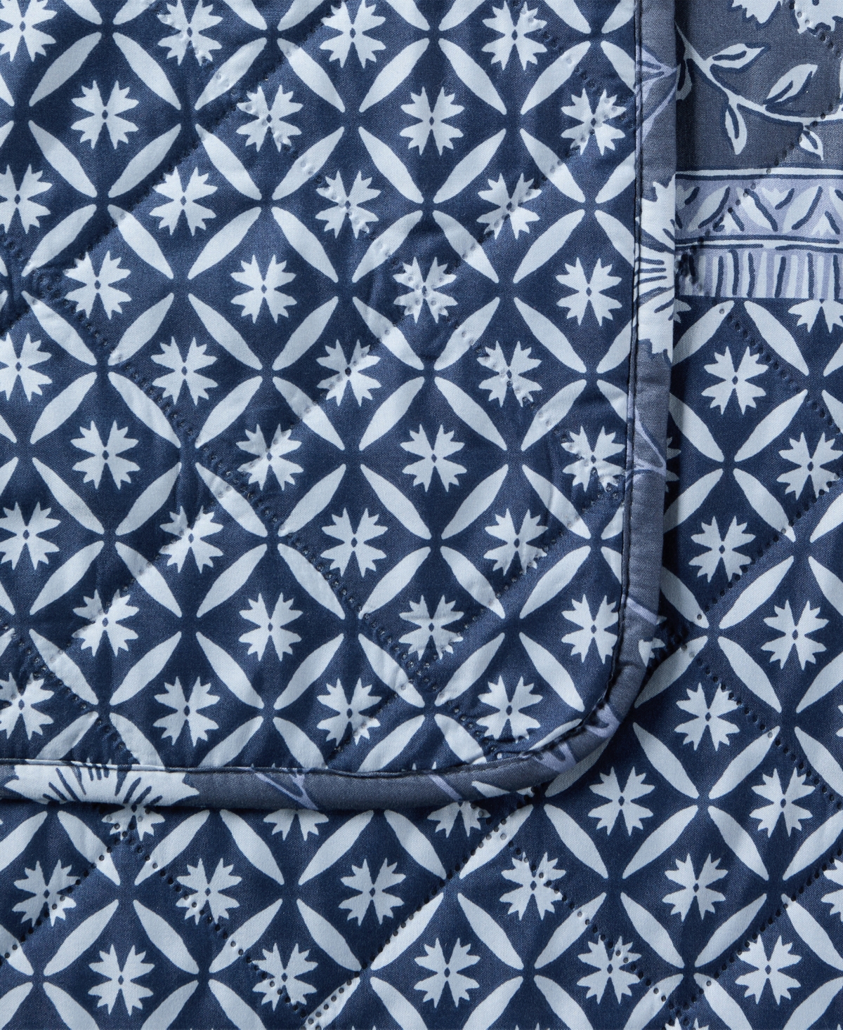 Seventh Studio Riley Floral Quilted -Piece Quilt Set