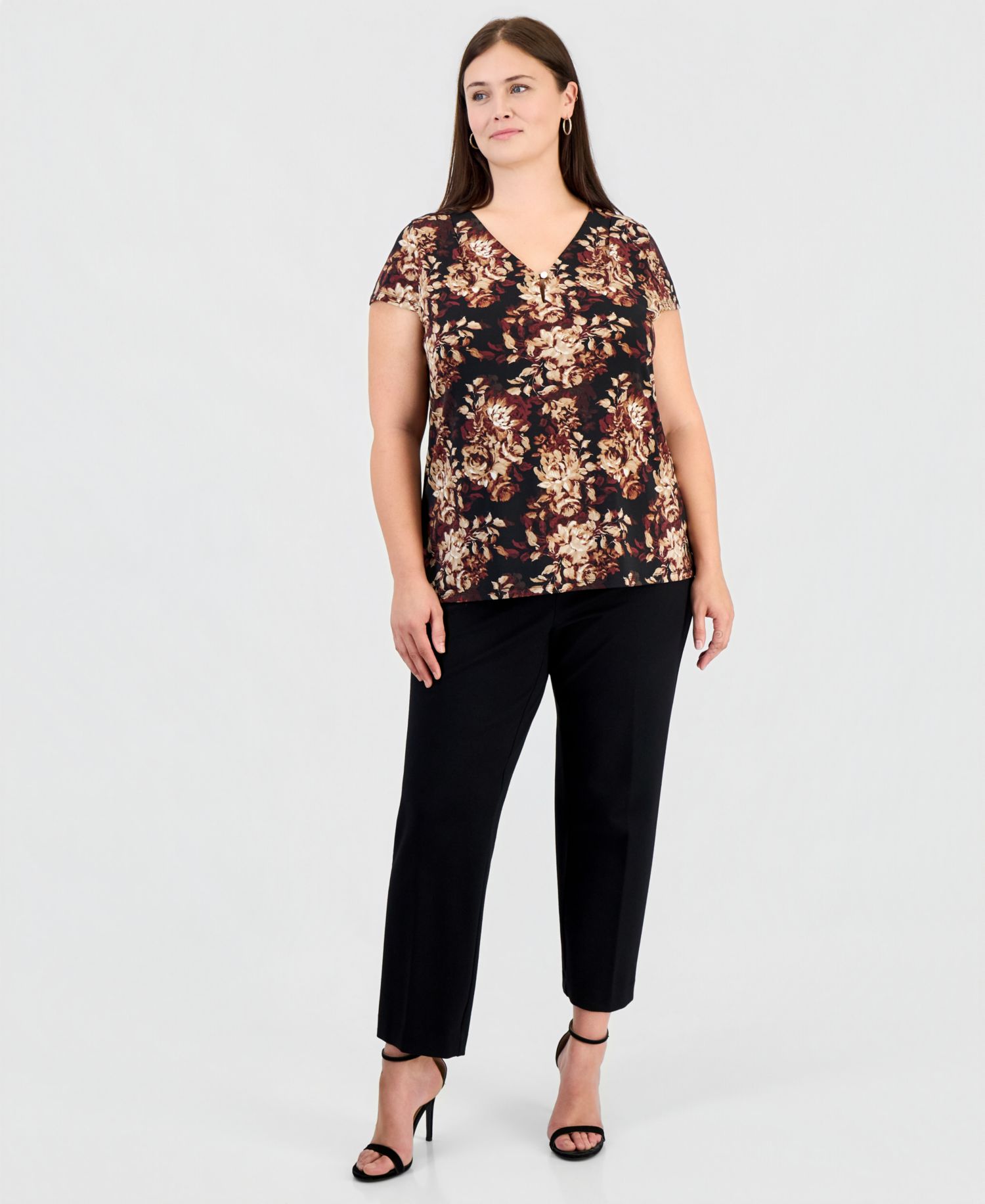 Women's Plus Size Cap Sleeve Floral Pleat Neck Blouse