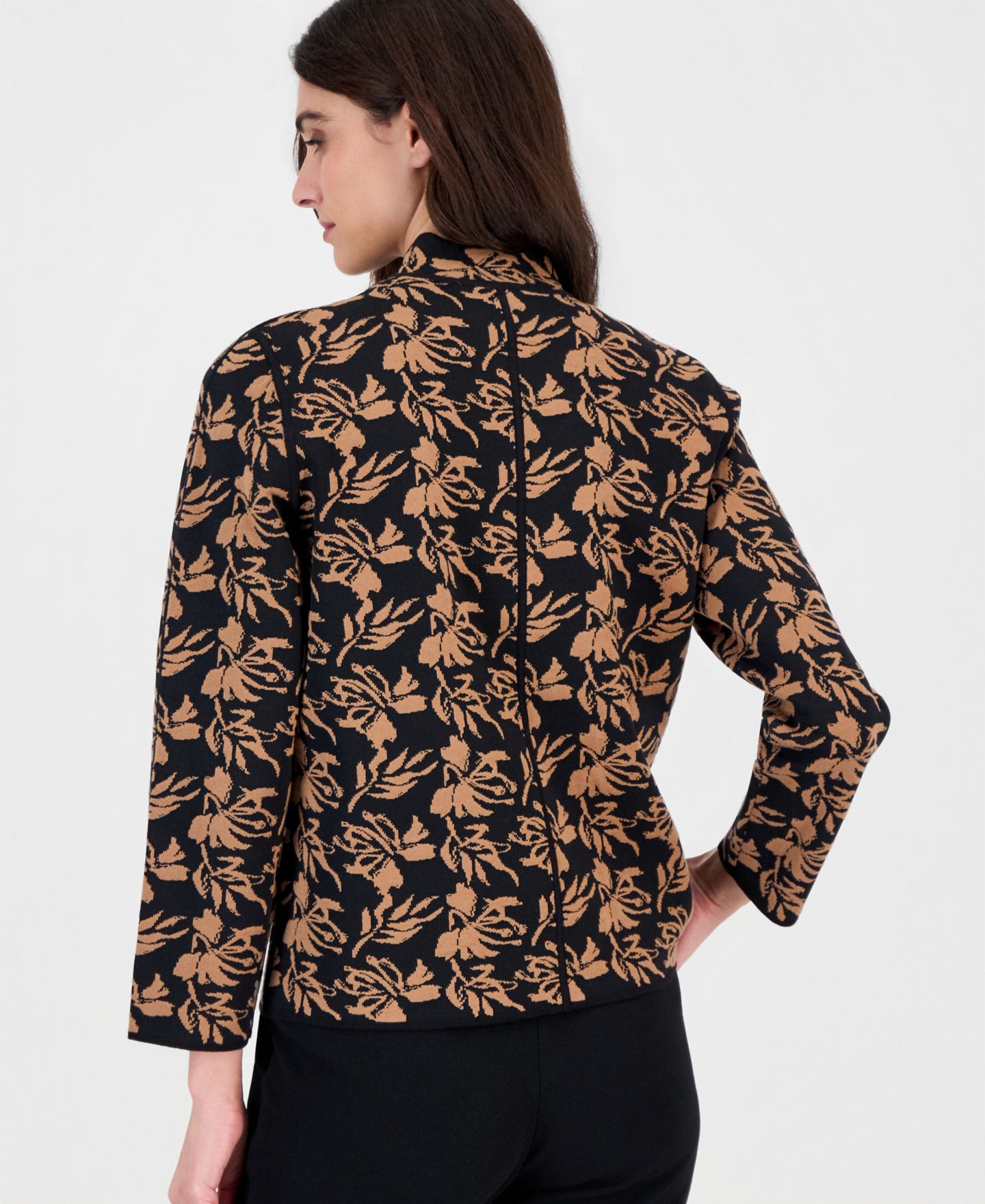 Женский кардиган Kasper Open-Front Floral, цвет: Чёрный / Тёмный верблюжий — фото 3