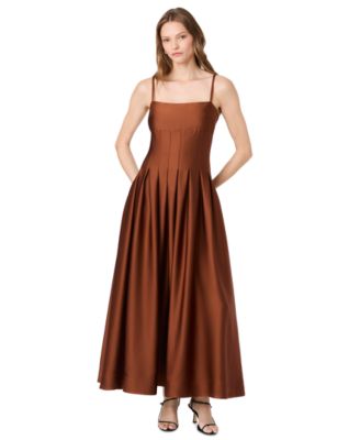 Women's Sleeveless Fitted Bodice Maxi Dress