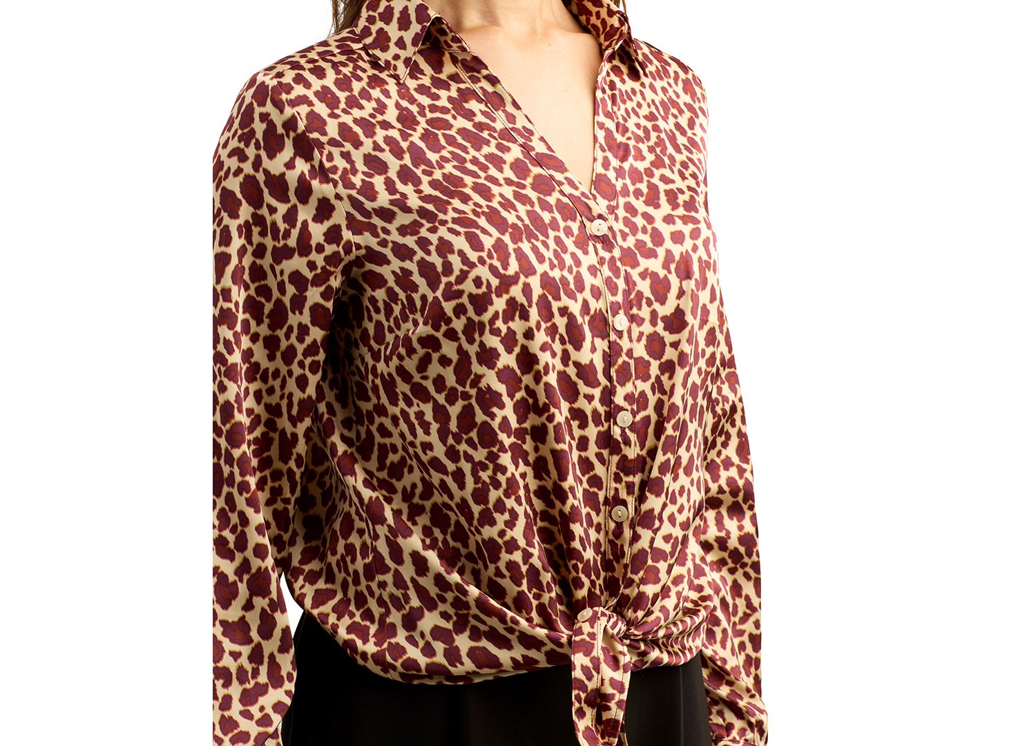 Juniors' Printed Satin Collared Button-Up Shirt