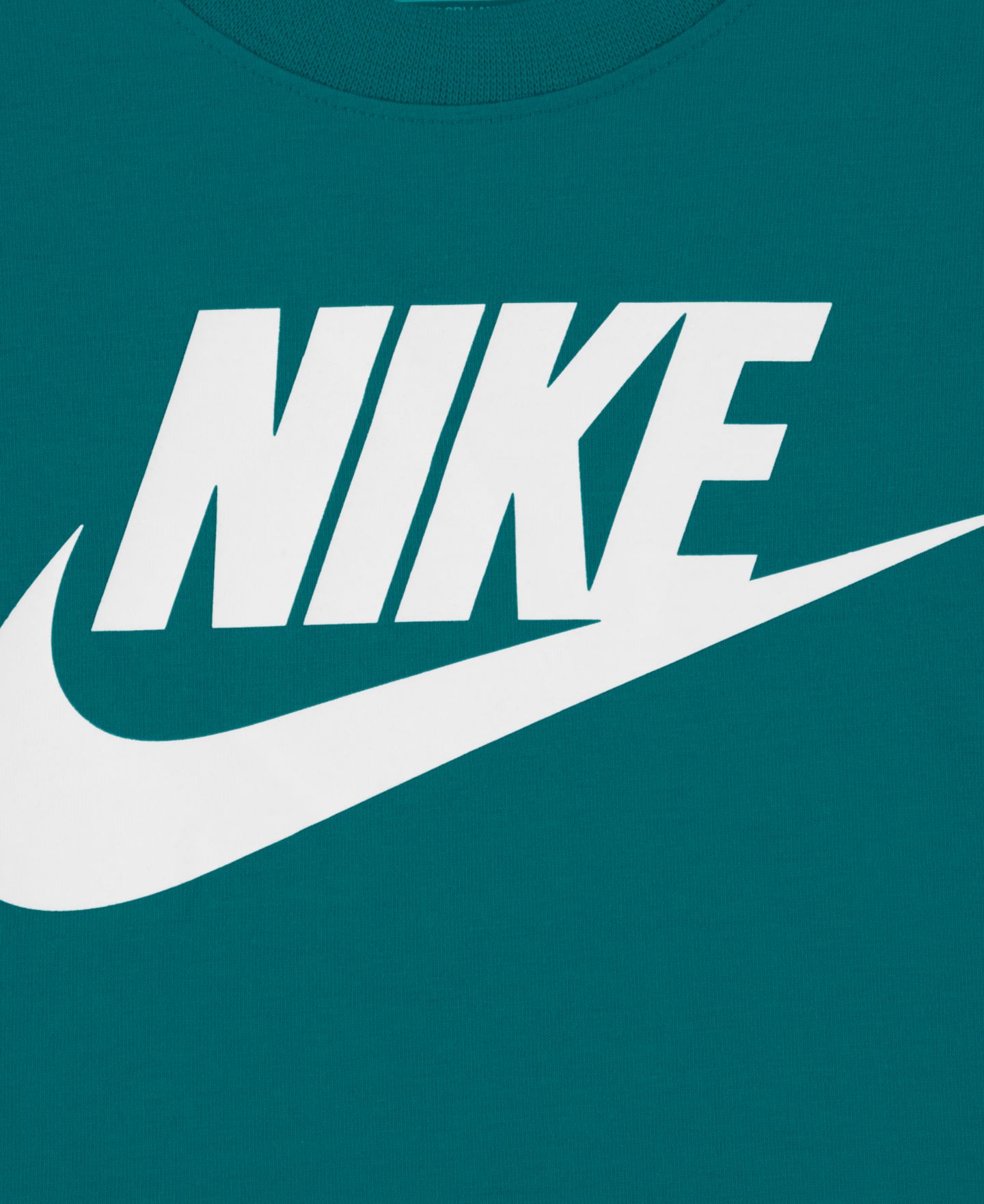 Футболка Nike Futura Evergreen Short-Sleeve T-Shirt для мальчиков, цвет: Яркий еловый — фото 2